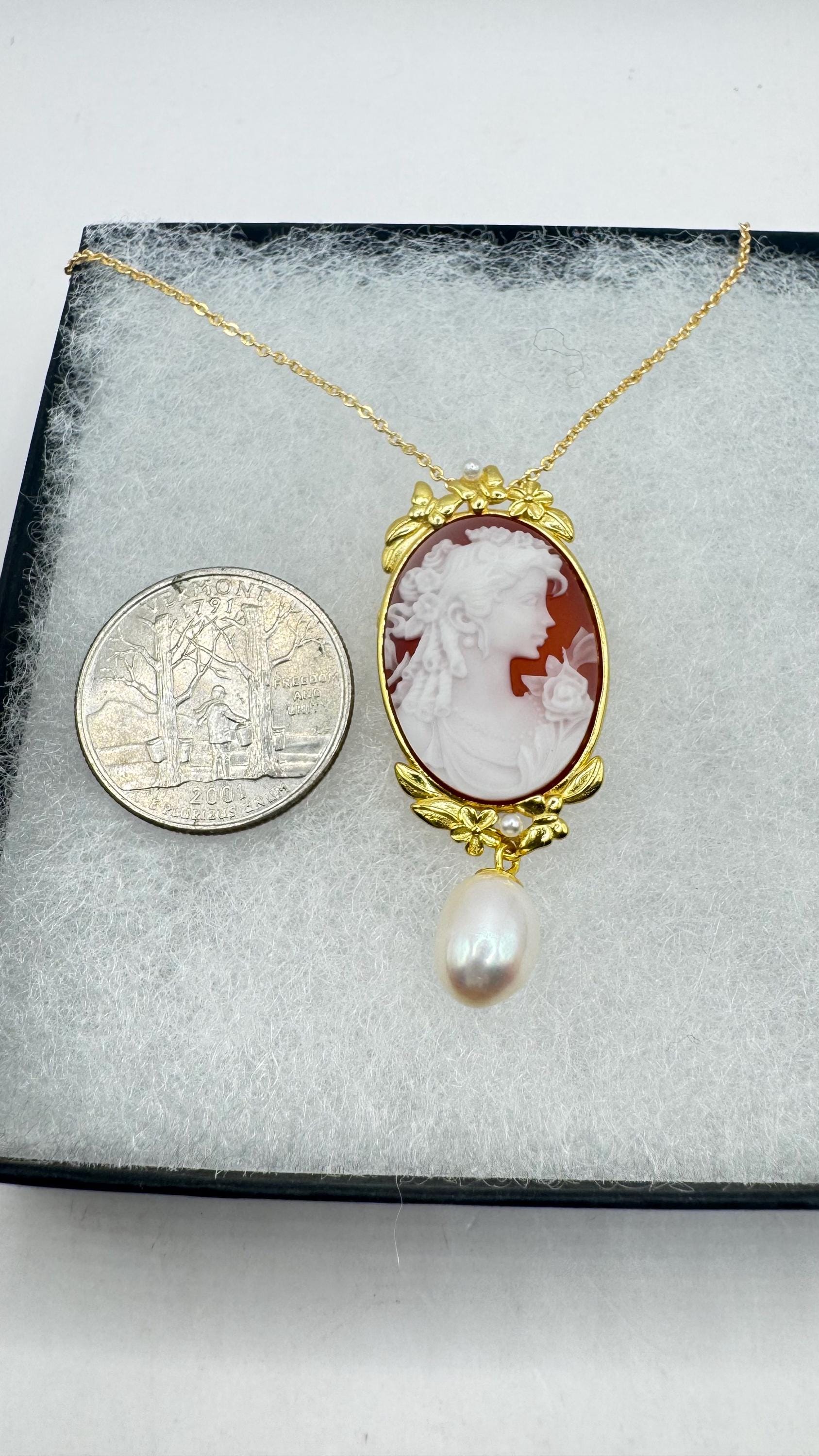 Vintage Carved Cameo Yellow Gold 925 Sterling Silver Necklace Choker pin brooch