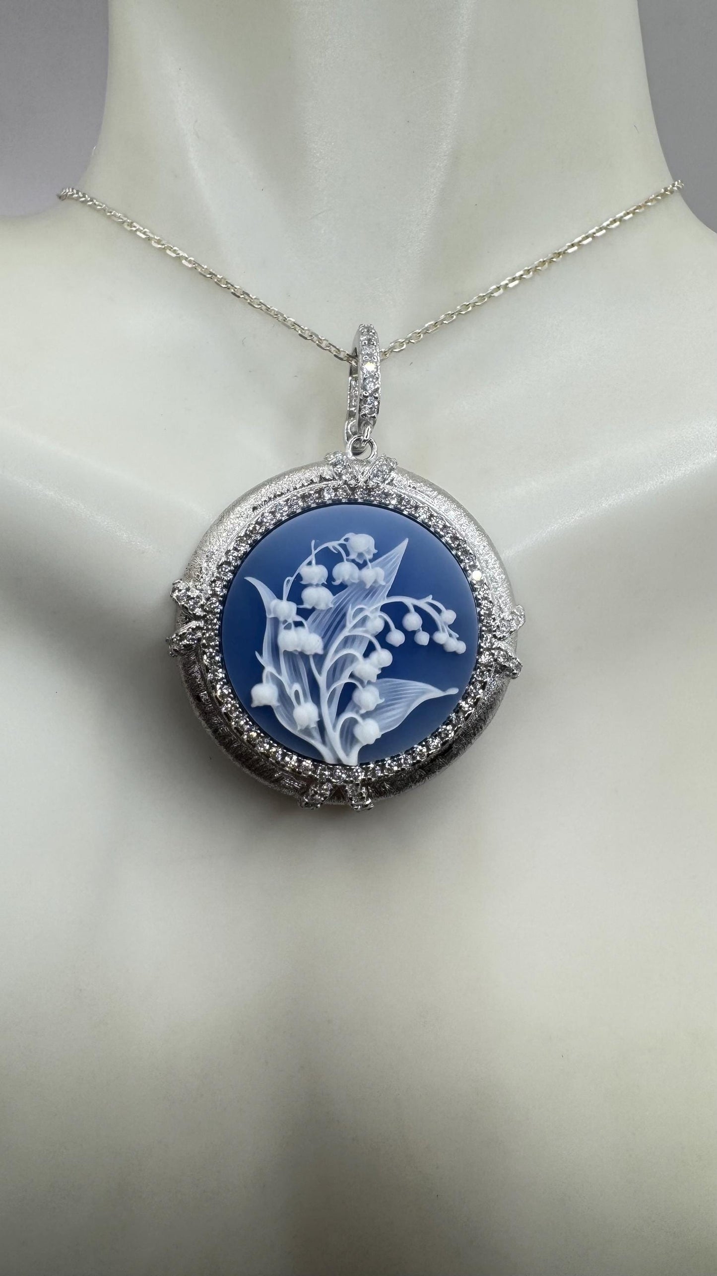 Vintage Lily of the Valley Green Onyx Cameo Choker 925 Sterling Silver Necklace