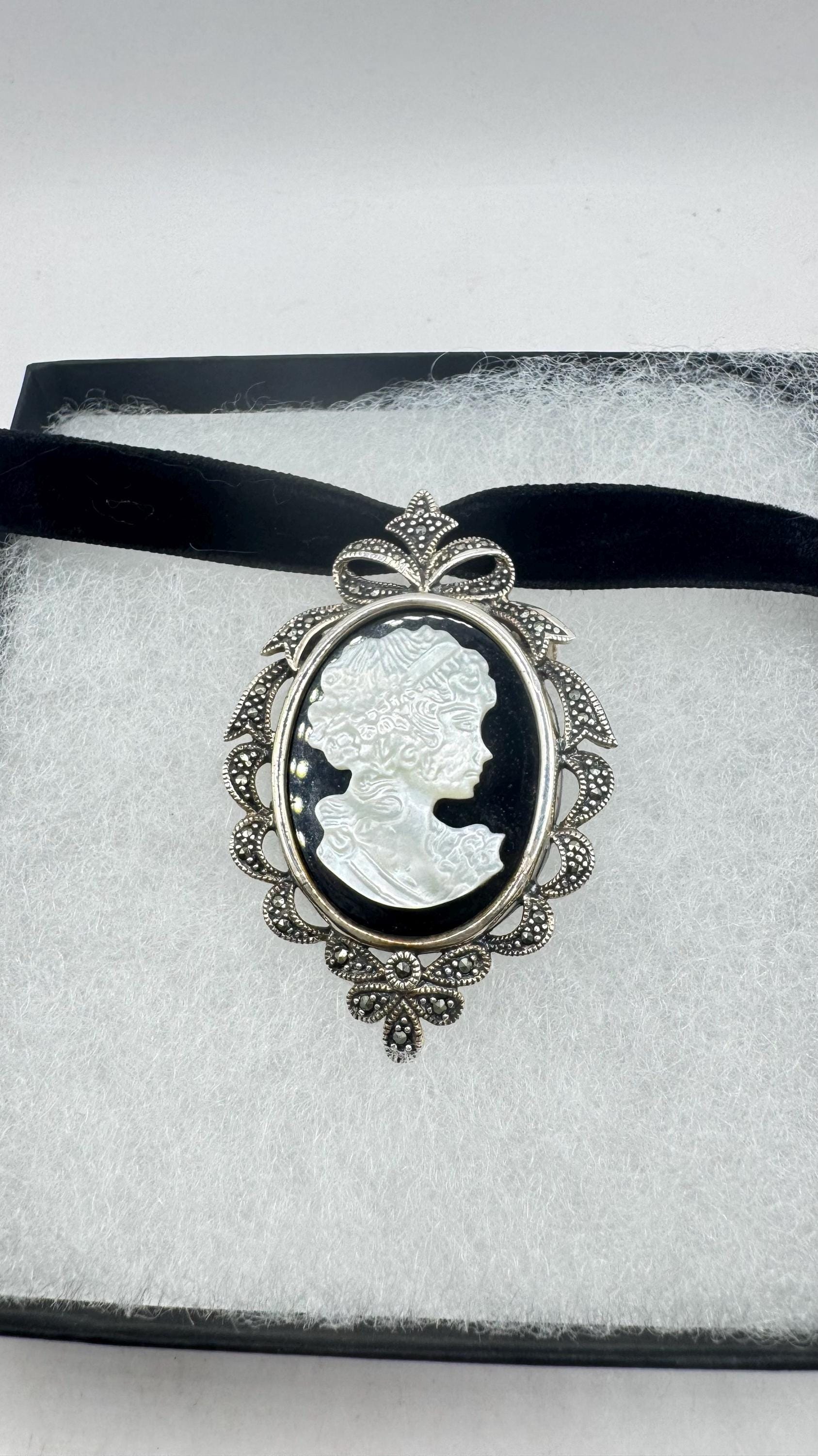 Vintage Abalone Black Onyx Cameo 925 Sterling silver Marcasite Necklace Pin Choker