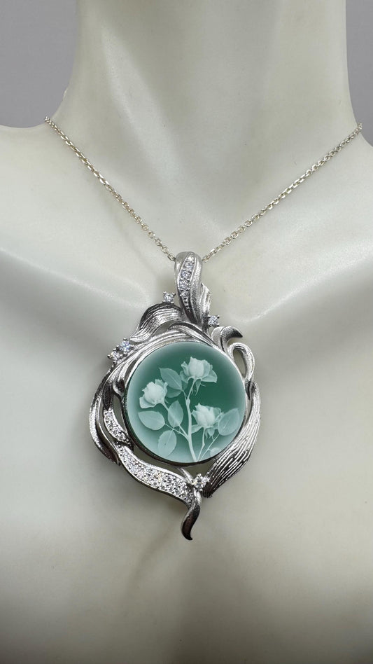 Vintage Carved Green Onyx Rose Flower Cameo Yellow Gold 925 Sterling Silver Necklace Choker