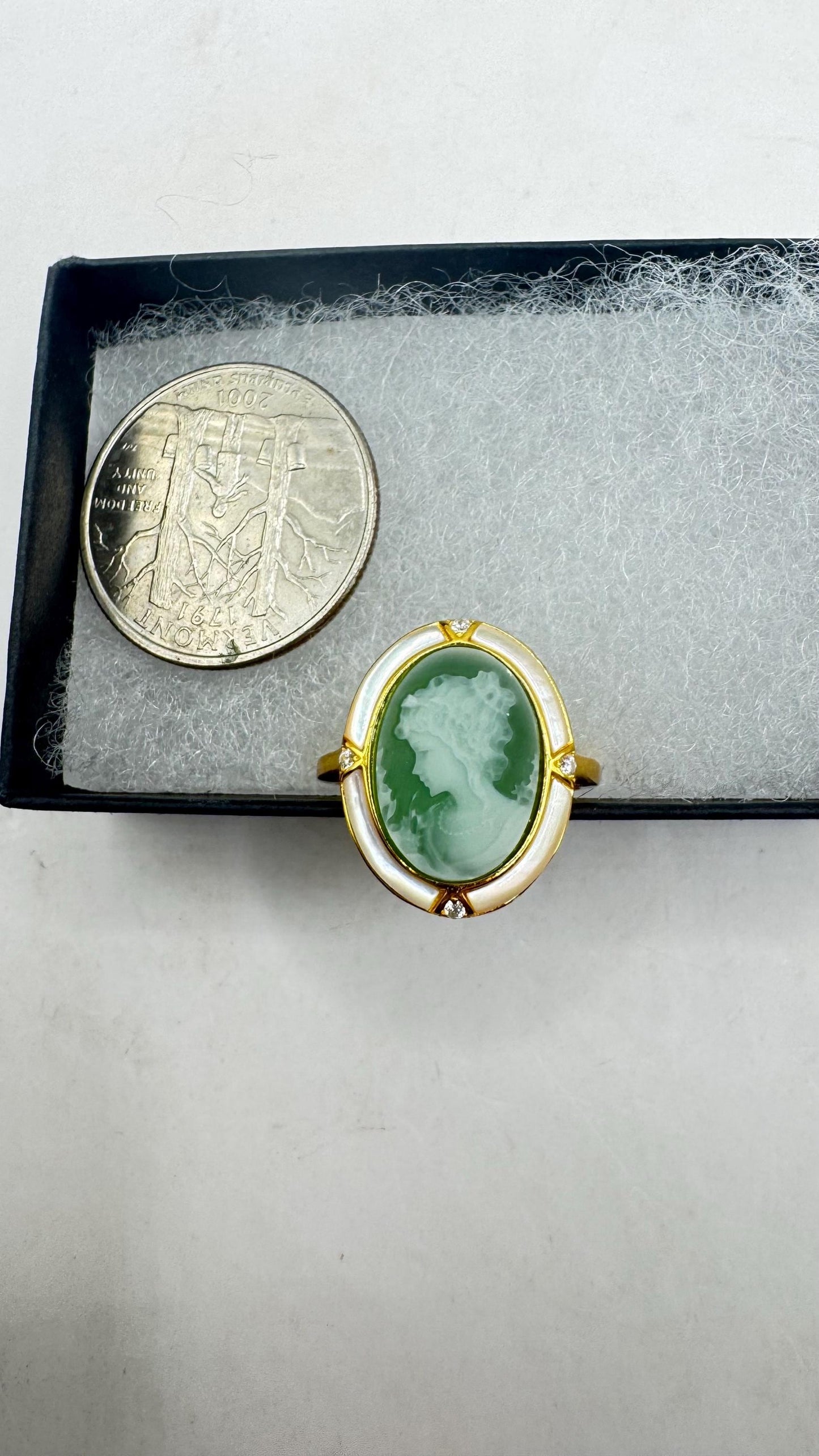 Vintage Green Onyx Cameo Gold 925 Sterling Silver Cocktail Ring