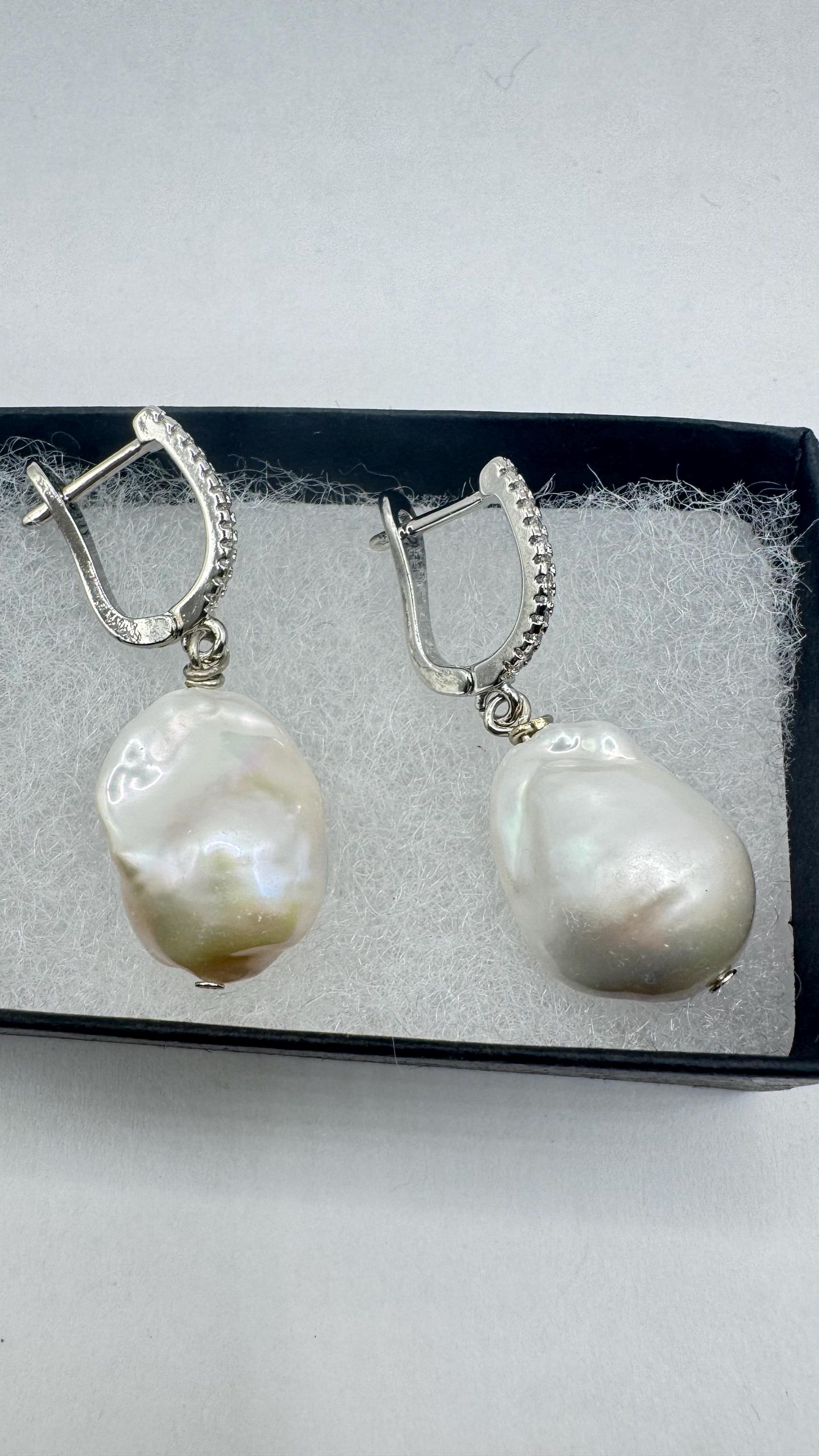 Vintage Genuine Black Pearl Sterling Silver Dangle Earrings