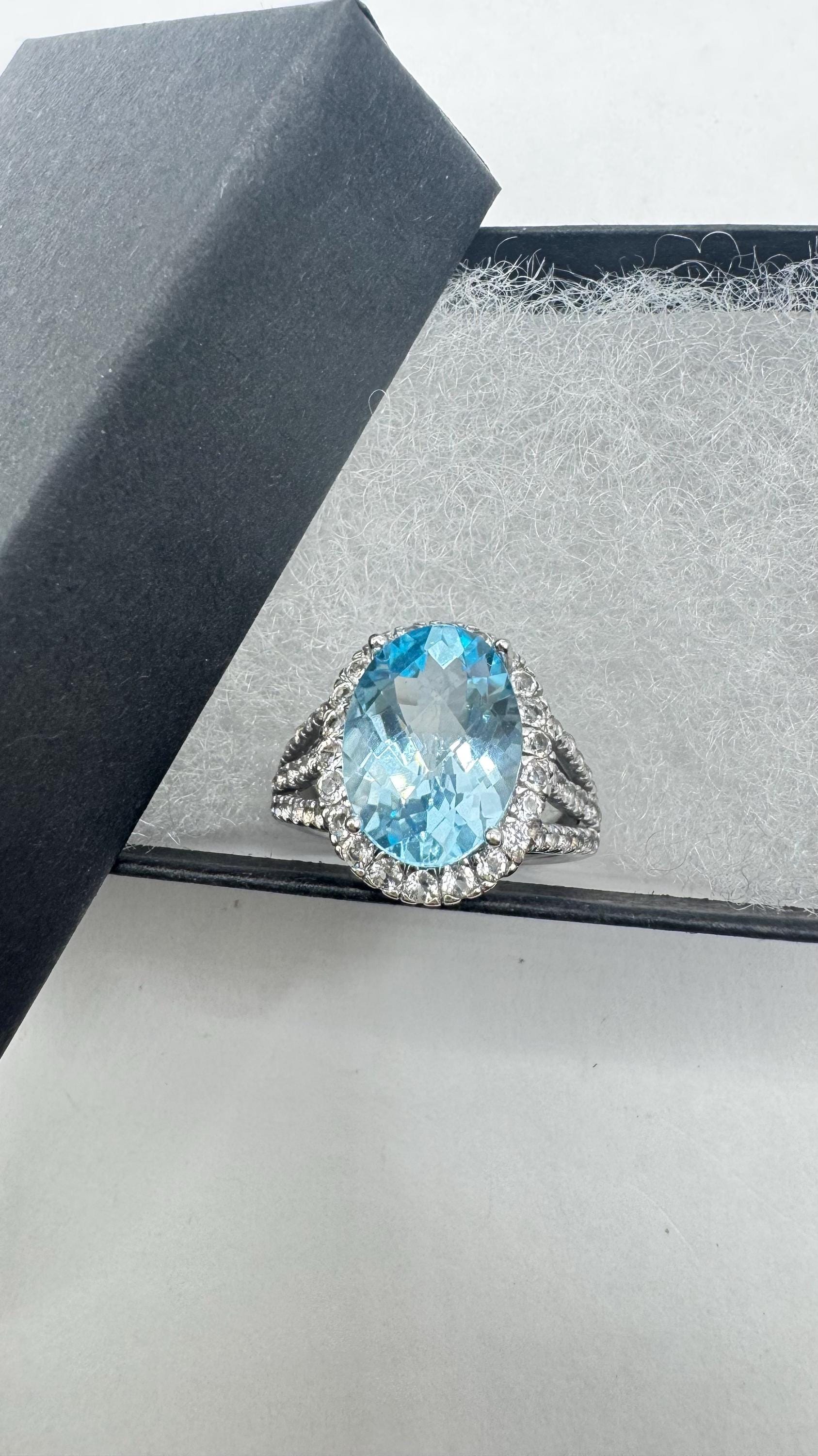 Vintage Blue Topaz 925 Sterling Silver Ring