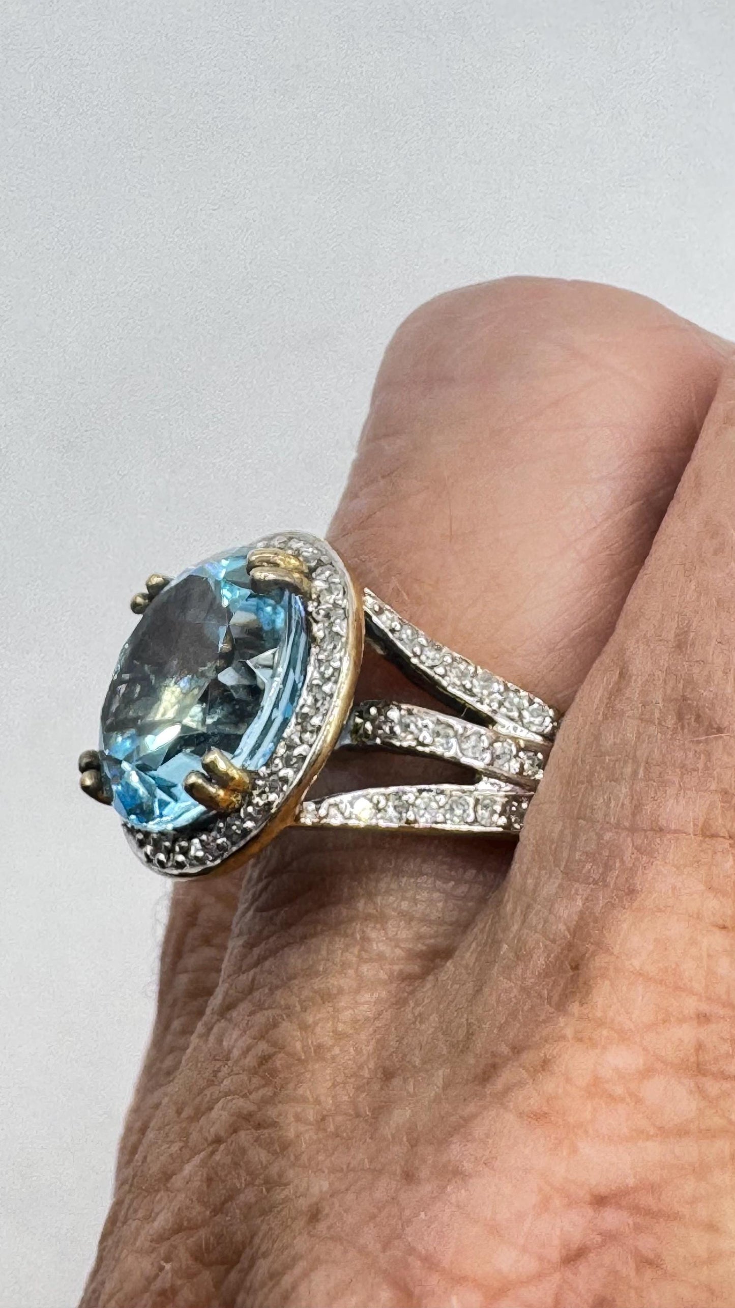 Vintage Genuine Blue Topaz 925 Sterling Silver Ring