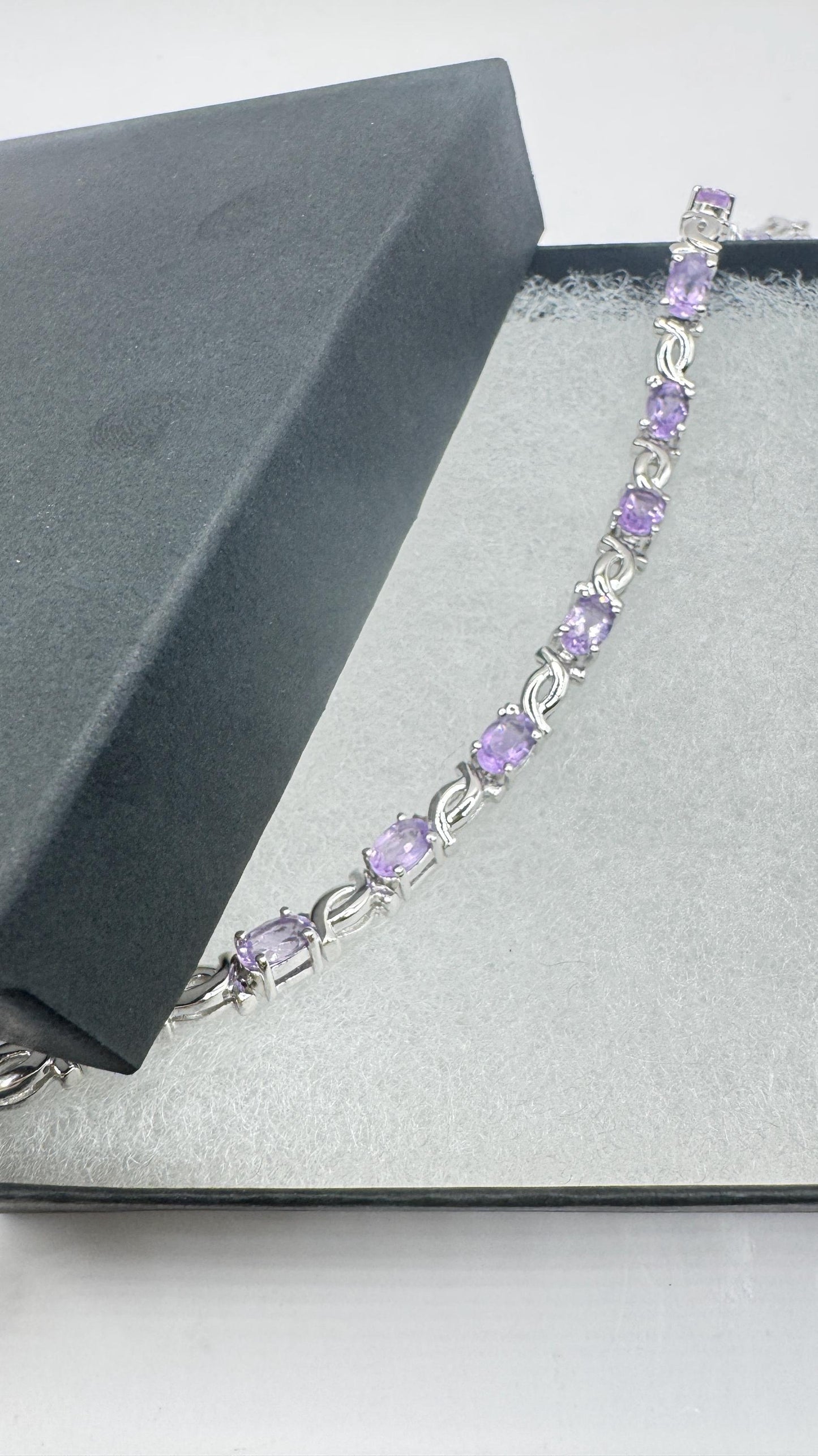 Vintage Purple Amethyst Tennis Bracelet in 925 Sterling Silver