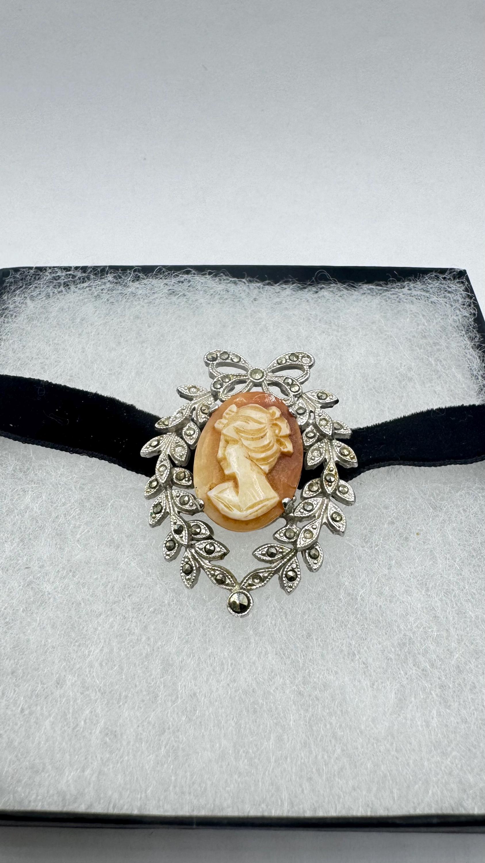 Vintage Shell Cameo 925 Sterling Silver Necklace Pin Choker