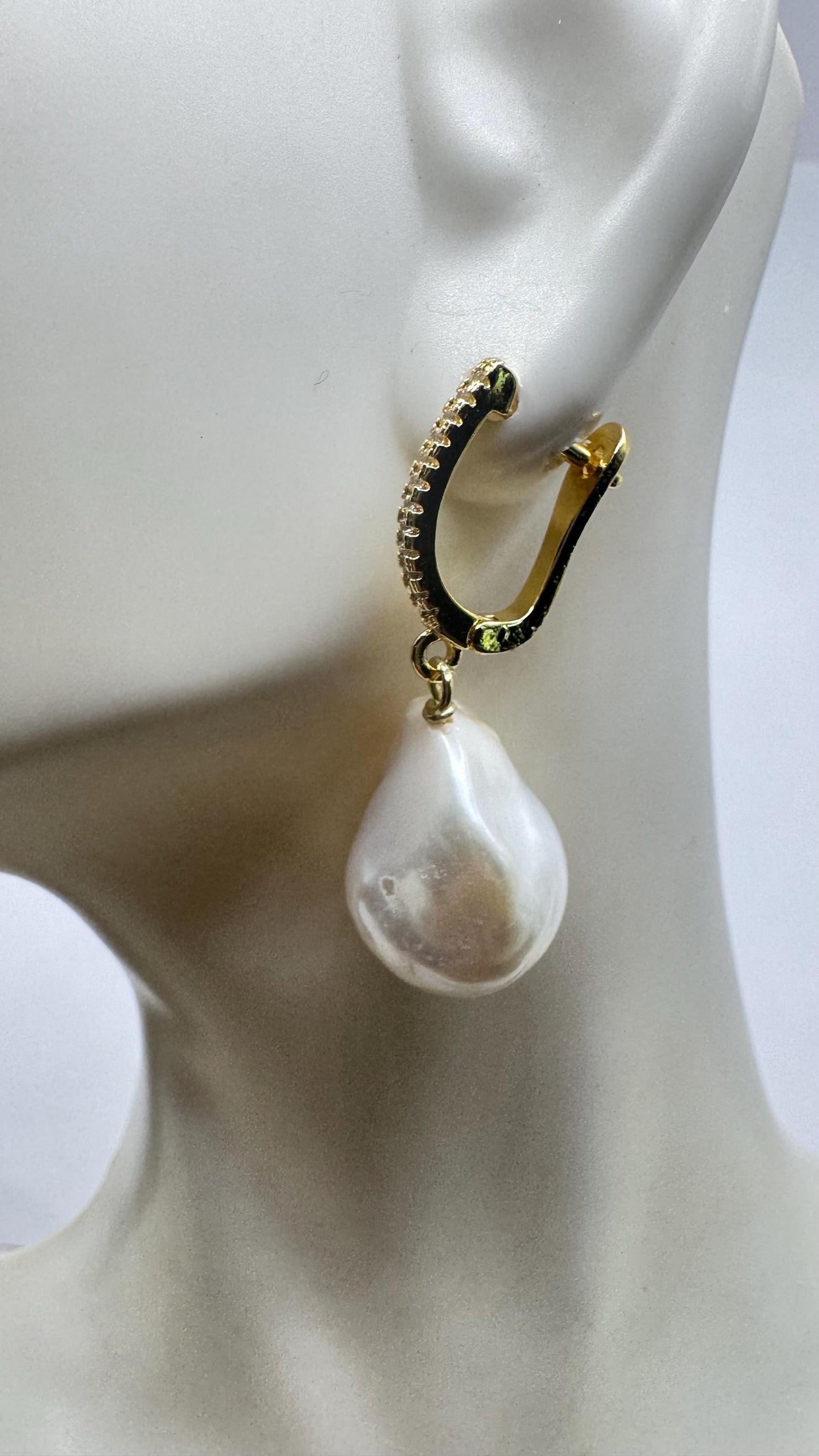 Vintage Biwa Pearl Gold 925 Sterling Silver Dangle Earrings