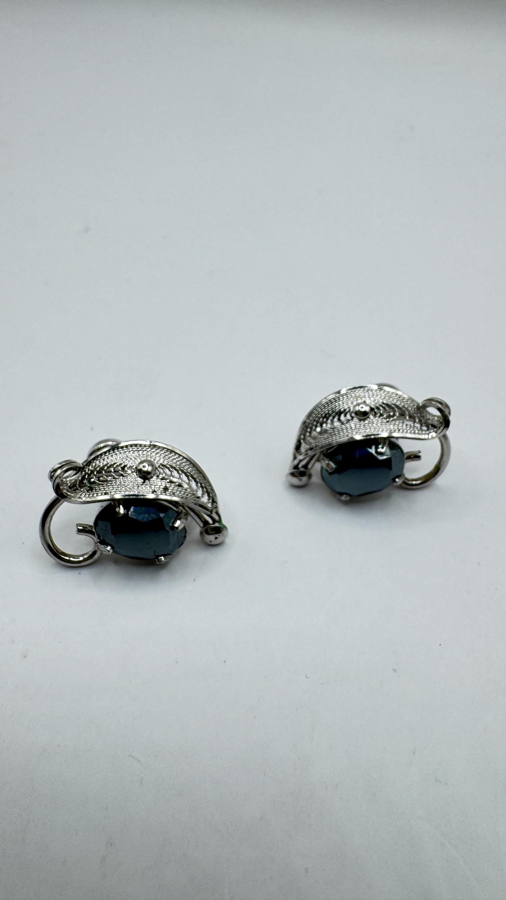 Antique Vintage Hemetite 925 Sterling Silver Screw Back Earrings