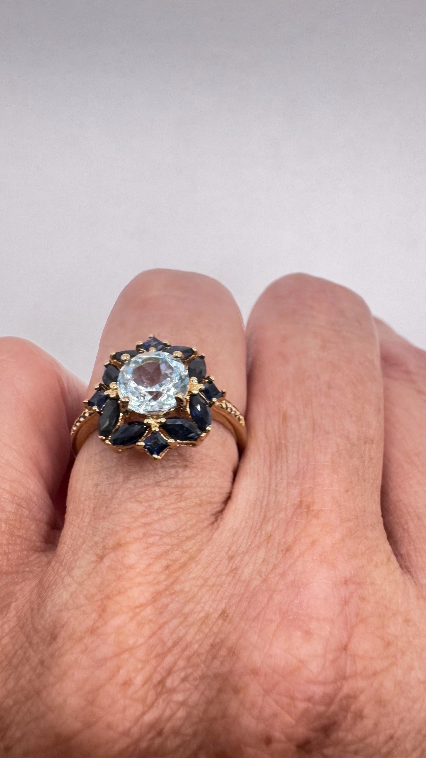 Vintage genuine blue topaz 925 sterling silver Ring