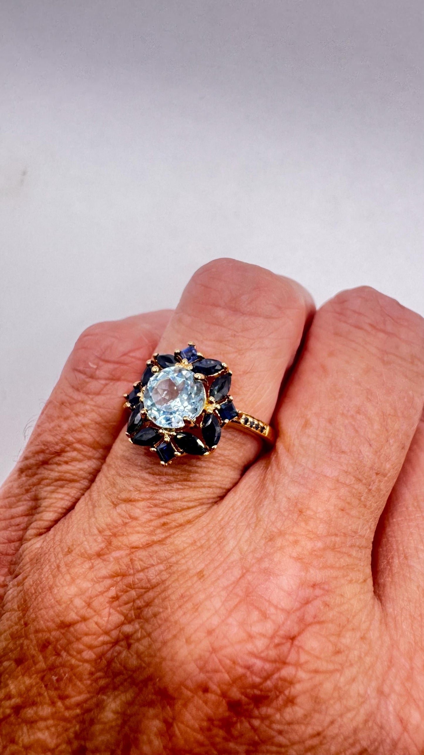 Vintage genuine blue topaz 925 sterling silver Ring