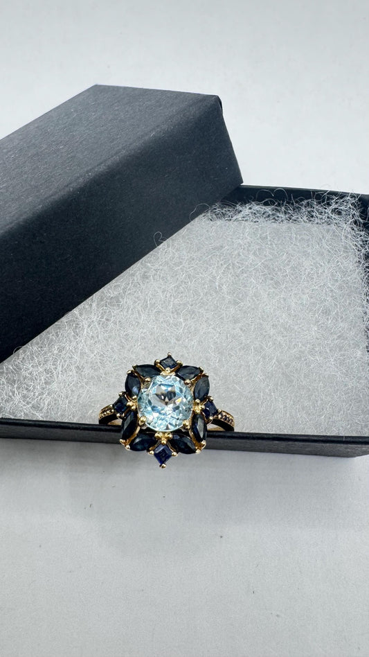 Vintage genuine blue topaz 925 sterling silver Ring