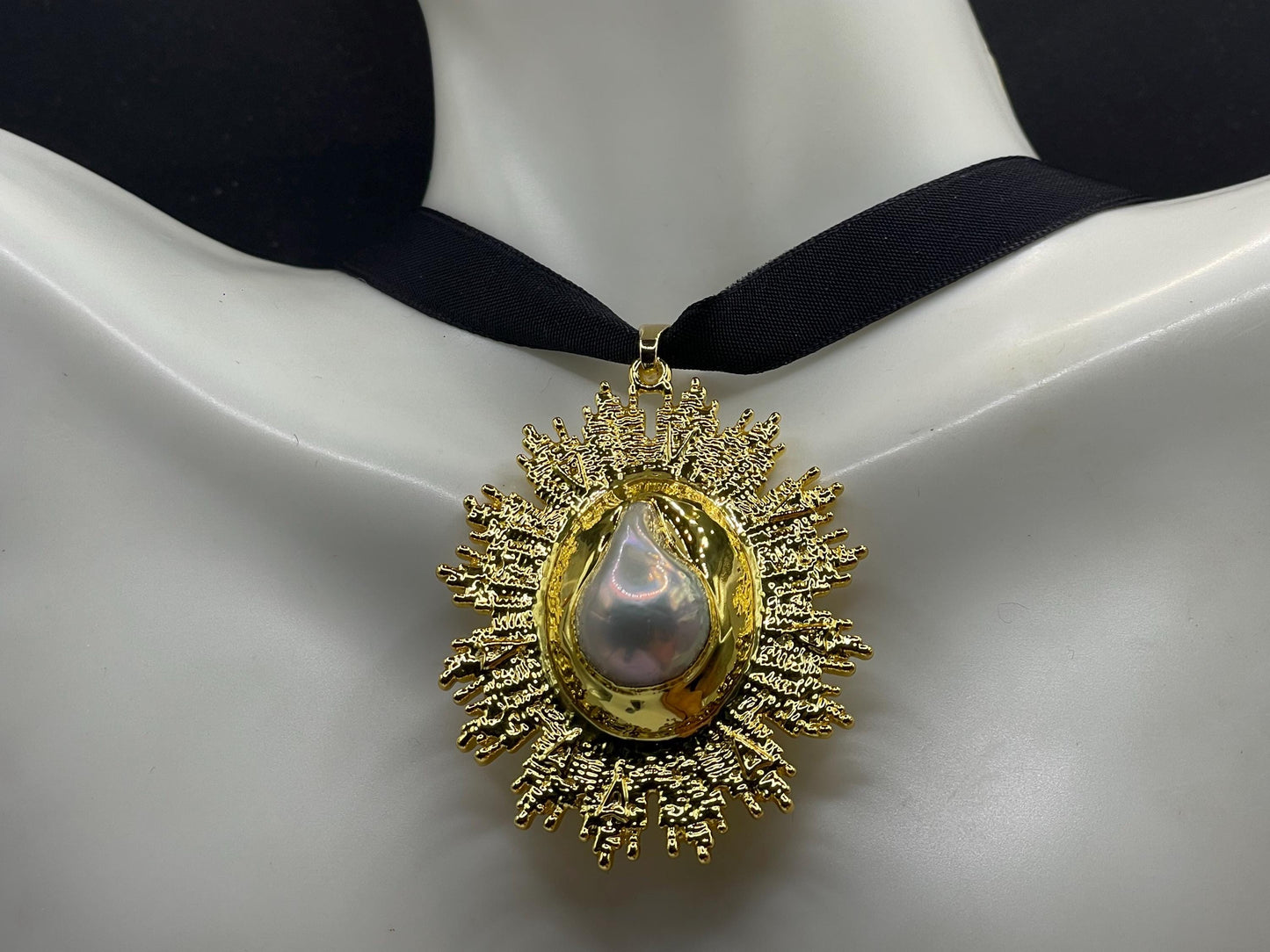 Vintage Pearl Sun Black Velvet Choker Gold Filled Pendant