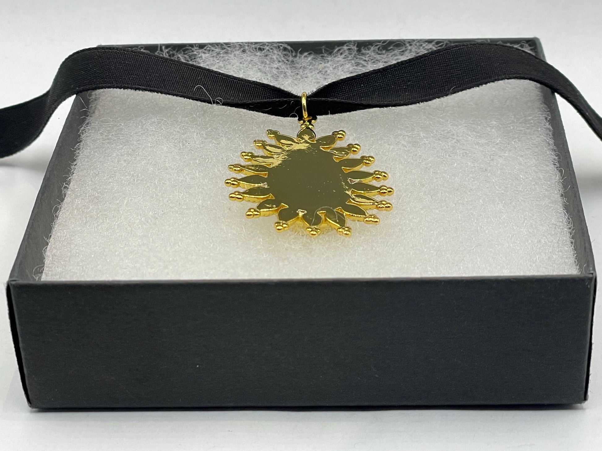 Vintage Pearl Sun Black Velvet Choker Gold Filled Pendant