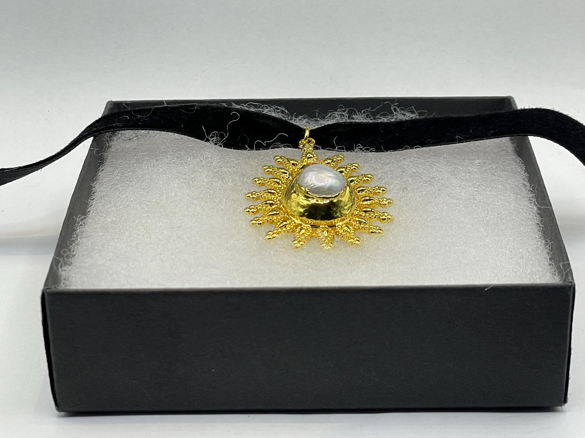 Vintage Pearl Sun Black Velvet Choker Gold Filled Pendant