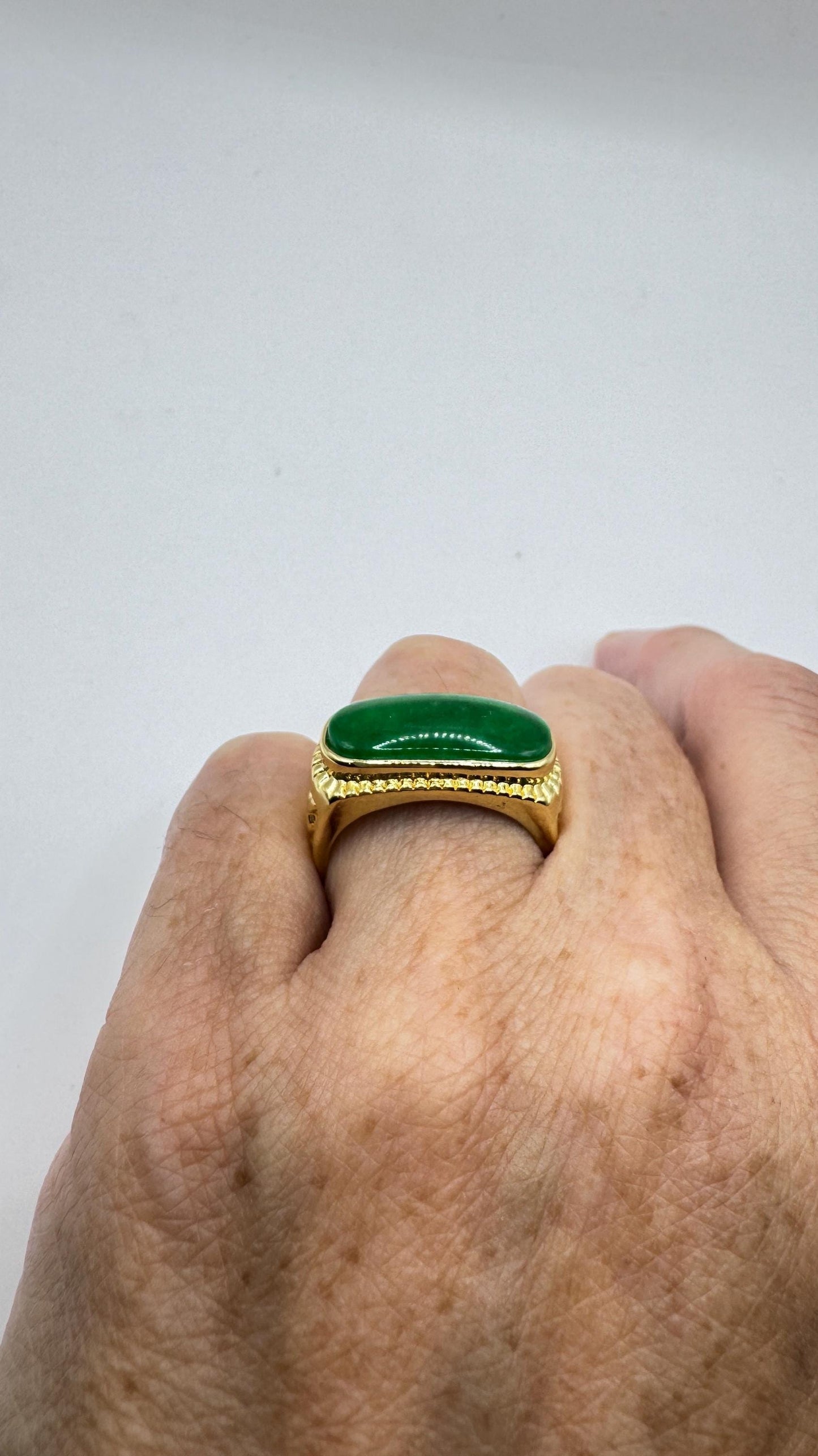 Vintage Lucky Green Nephrite Jade Gold Rhodium ring