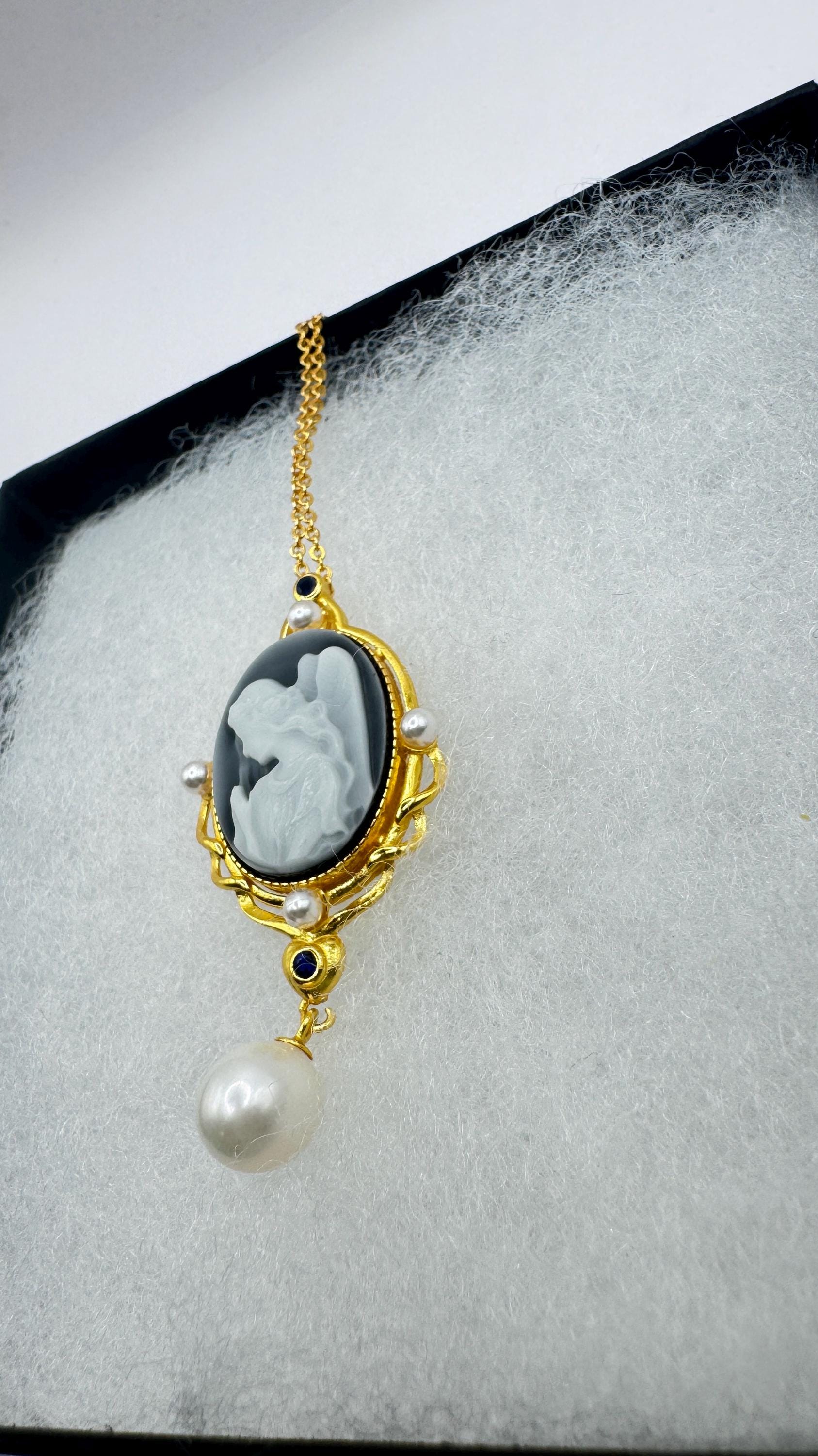 Vintage Carved Angel Onyx Cameo Gold 925 Sterling silver Necklace Choker