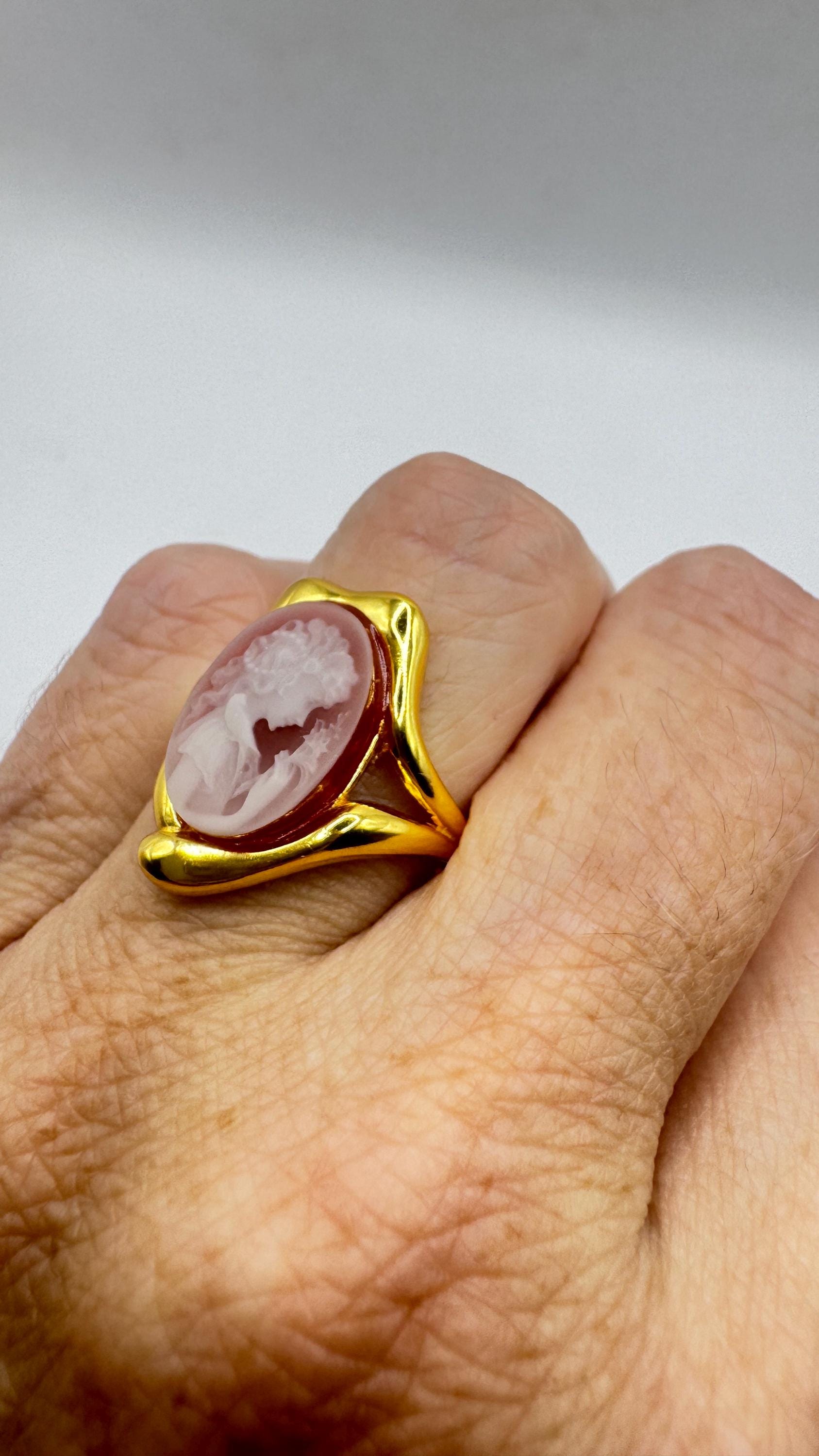 Vintage Cameo 925 Sterling Silver Cocktail Ring