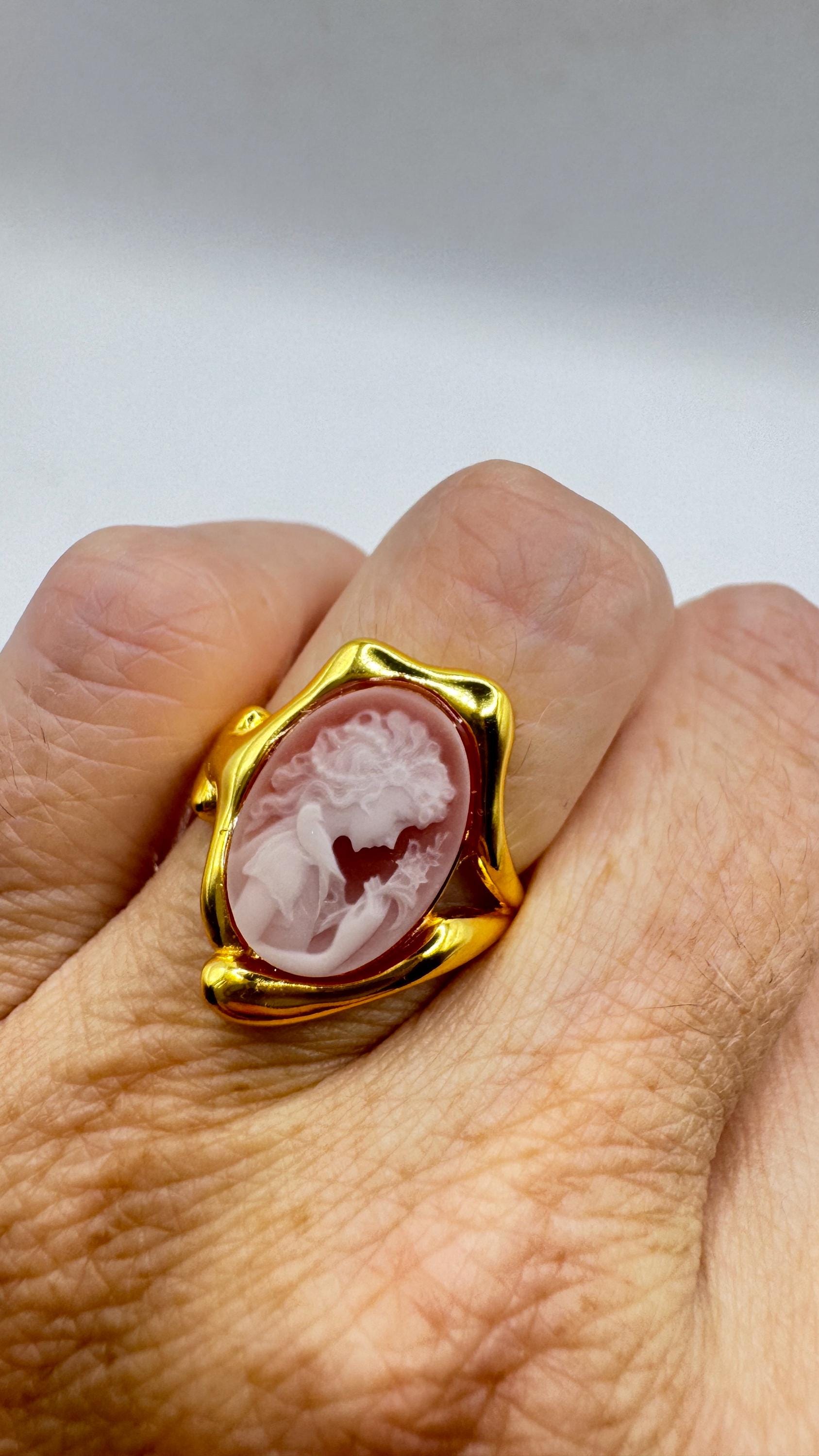 Vintage Cameo 925 Sterling Silver Cocktail Ring