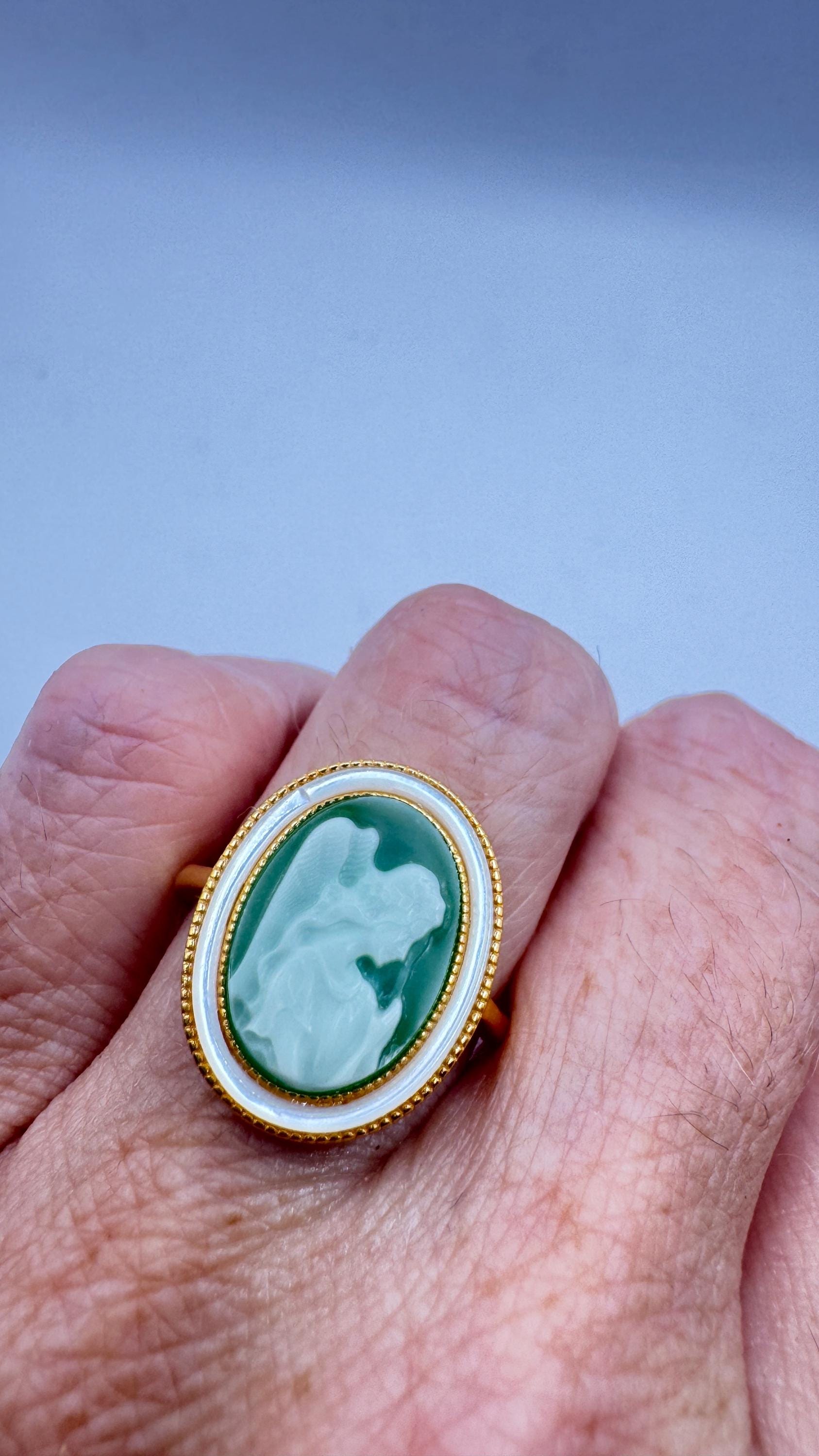 Vintage Green Onyx Angel Cameo Gold 925 Sterling Silver Cocktail Ring
