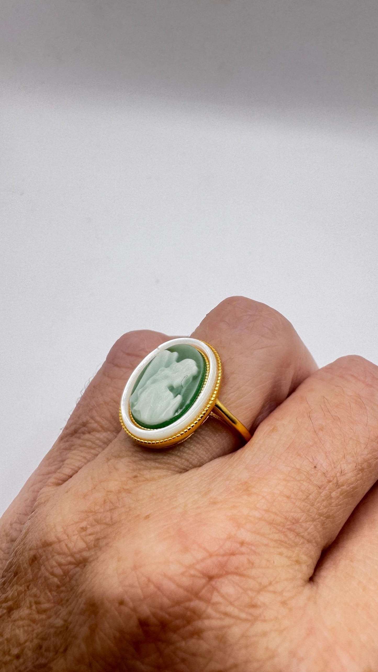 Vintage Green Onyx Angel Cameo Gold 925 Sterling Silver Cocktail Ring
