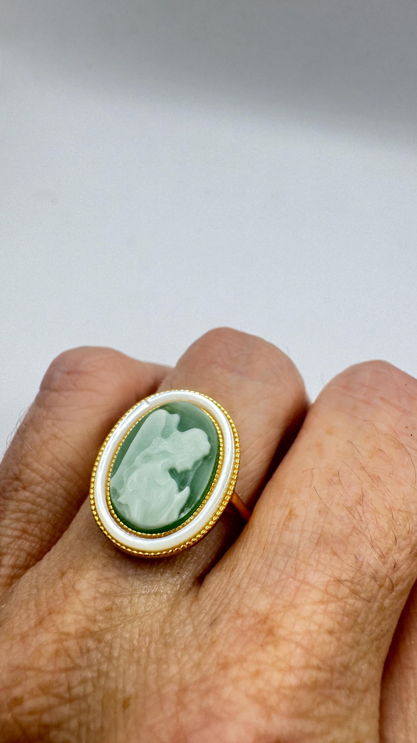 Vintage Green Onyx Angel Cameo Gold 925 Sterling Silver Cocktail Ring