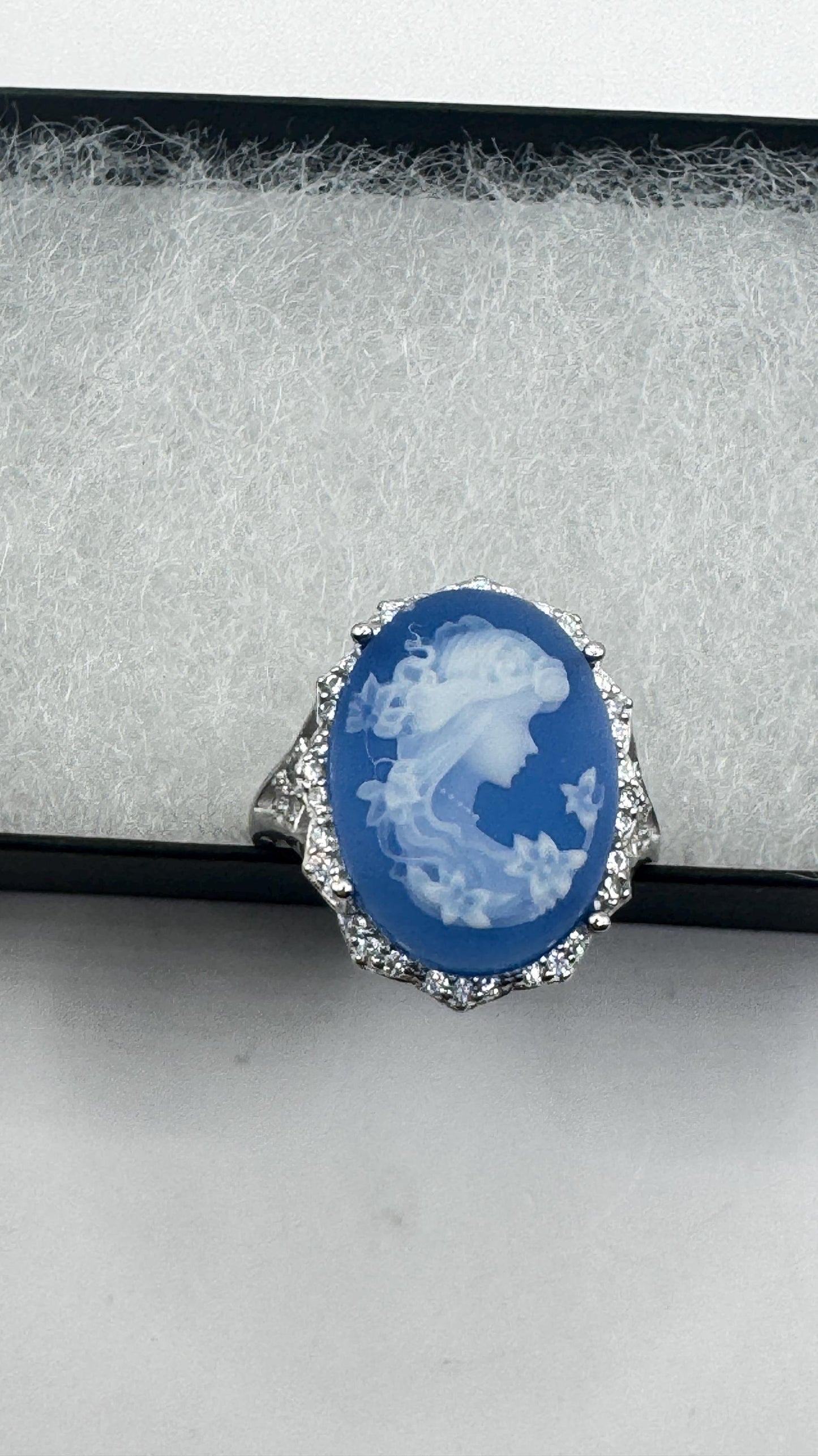 Vintage Blue Onyx Rose Cameo Gold 925 Sterling Silver Cocktail Ring