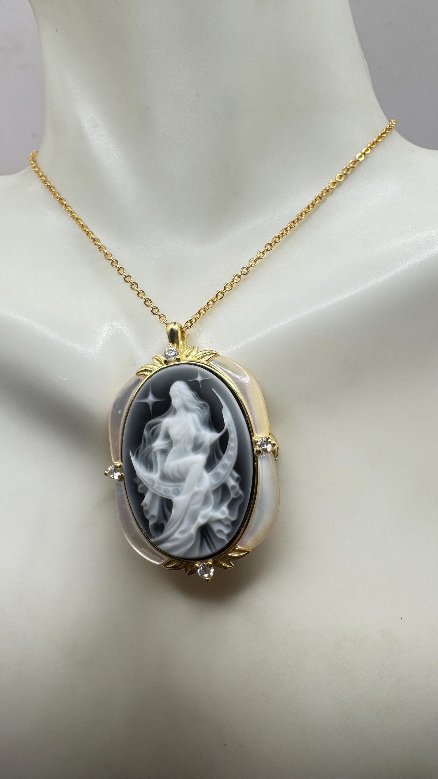Vintage Moon Goddess Genuine Black Onyx Cameo Gold Sterling Silver Necklace Pin Brooch
