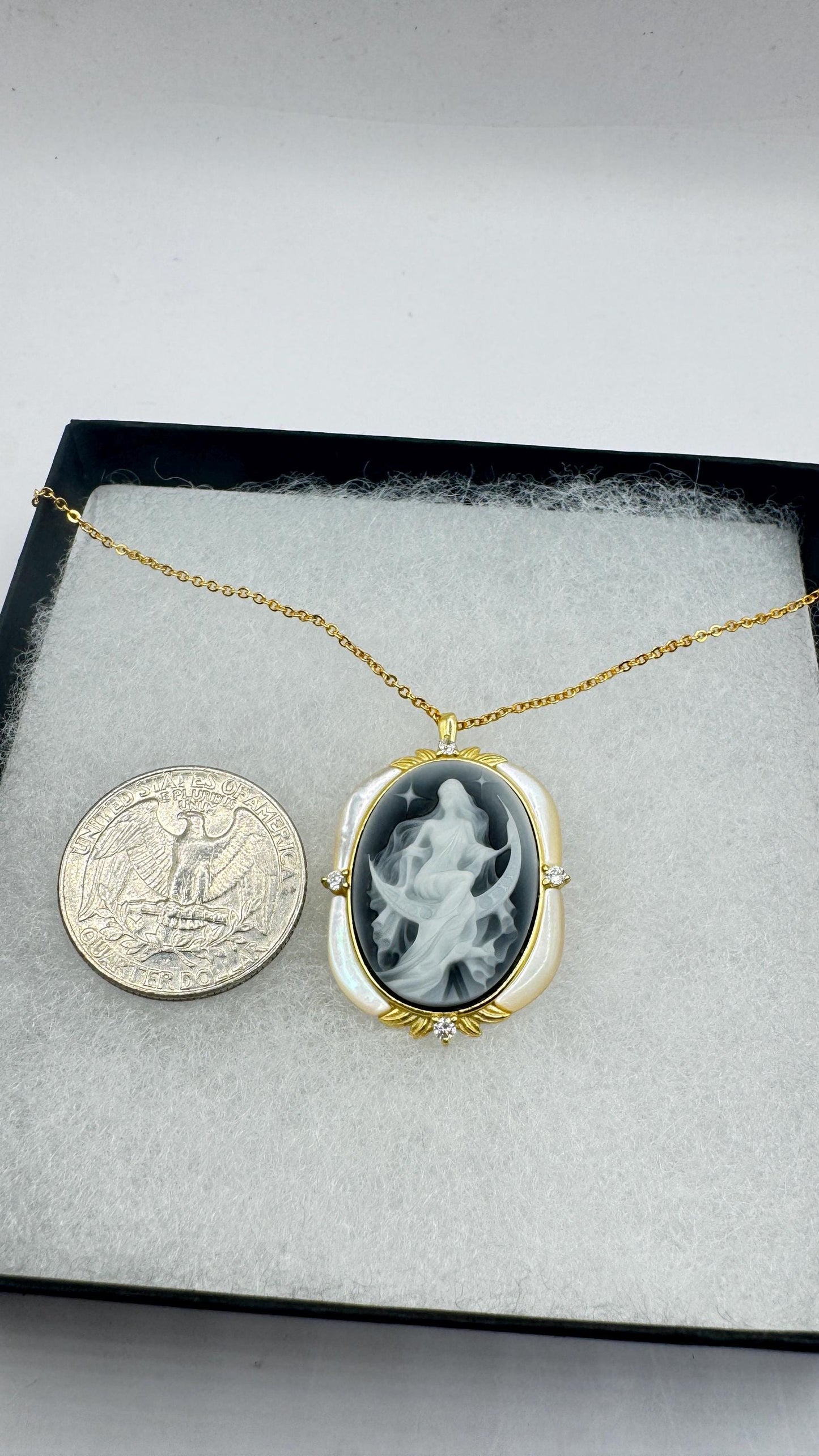 Vintage Moon Goddess Genuine Black Onyx Cameo Gold Sterling Silver Necklace Pin Brooch