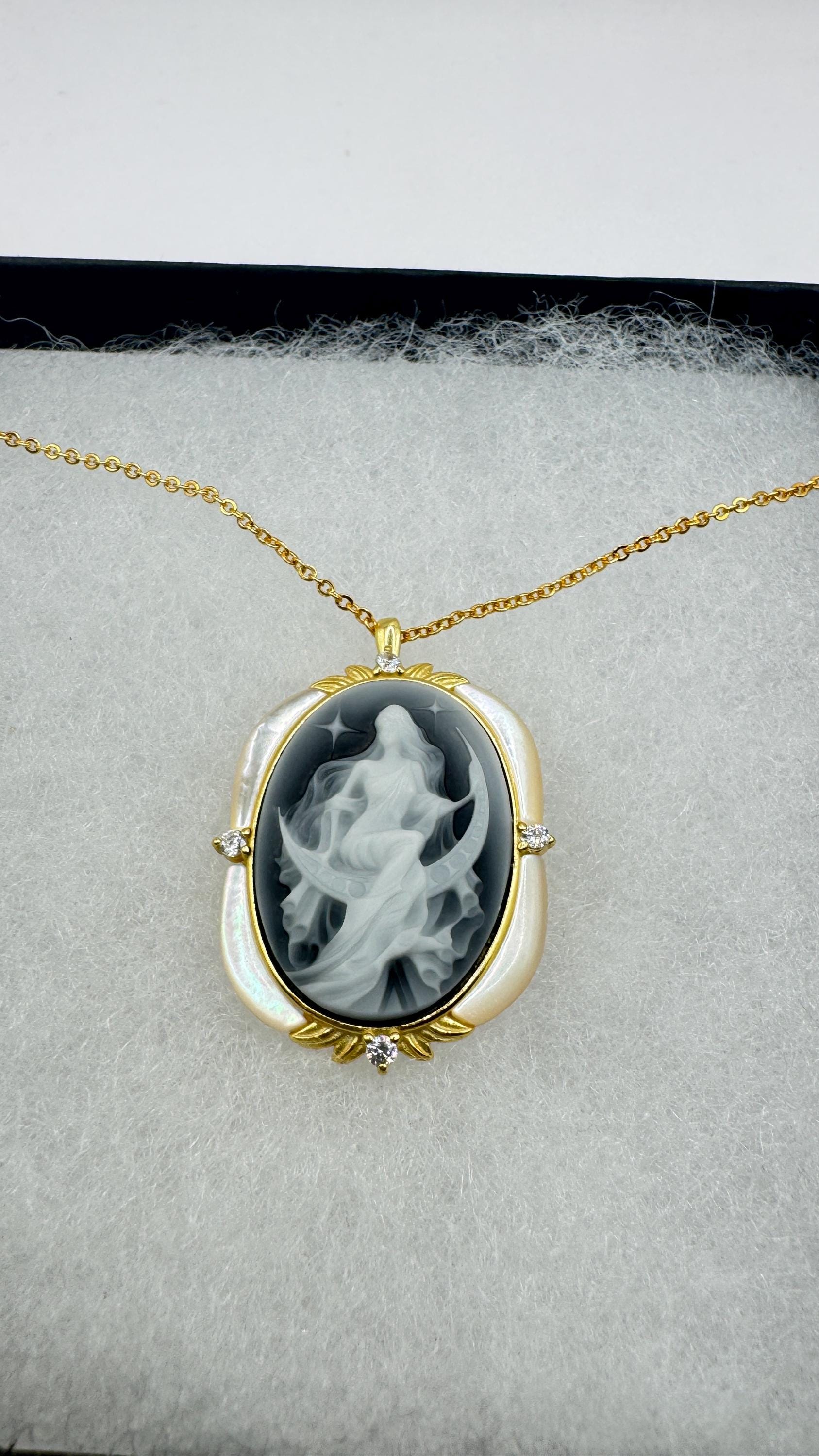 Vintage Moon Goddess Genuine Black Onyx Cameo Gold Sterling Silver Necklace Pin Brooch