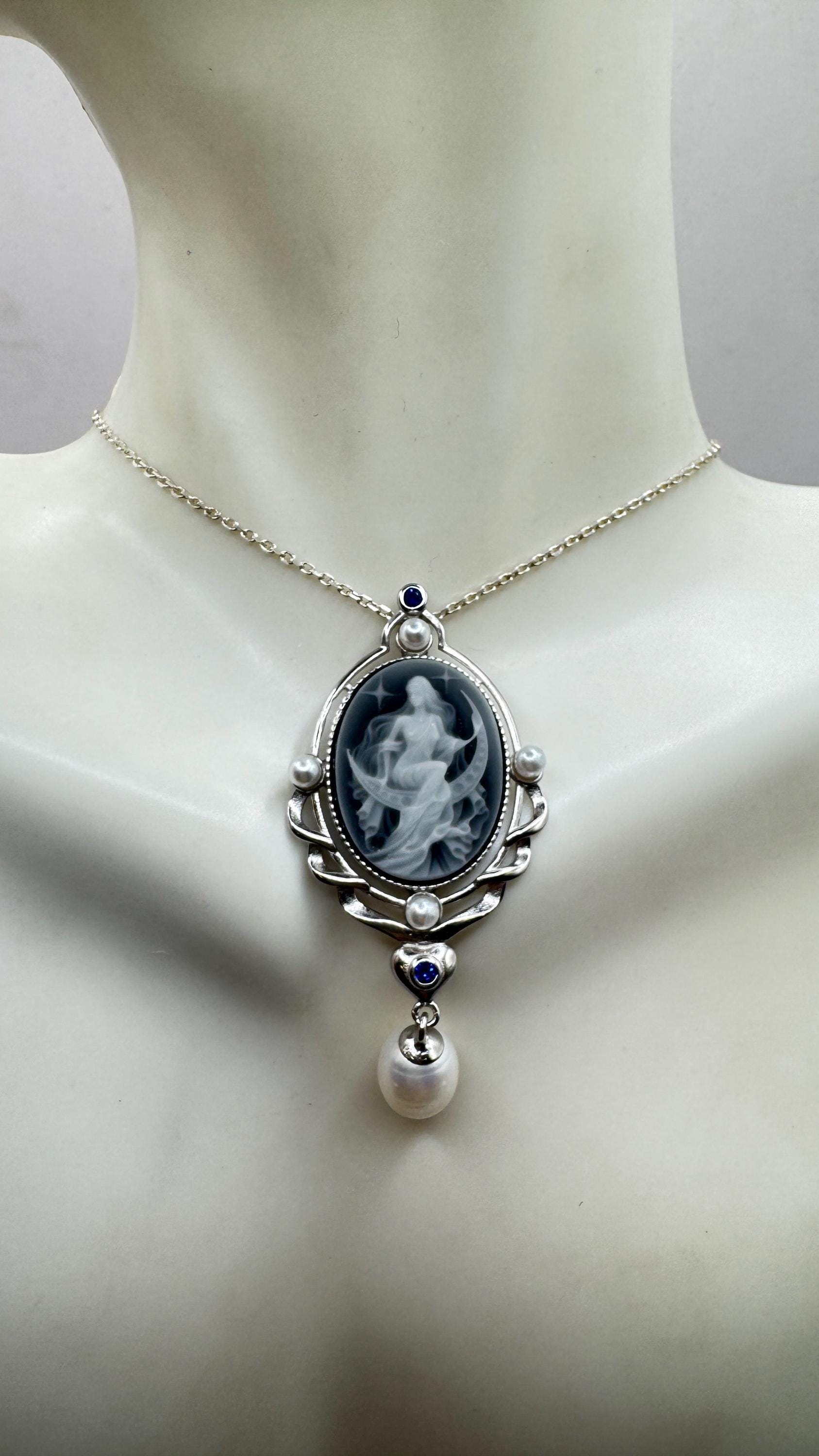 Vintage Moon Goddess Genuine Black Onyx Cameo Sterling Silver Necklace Choker