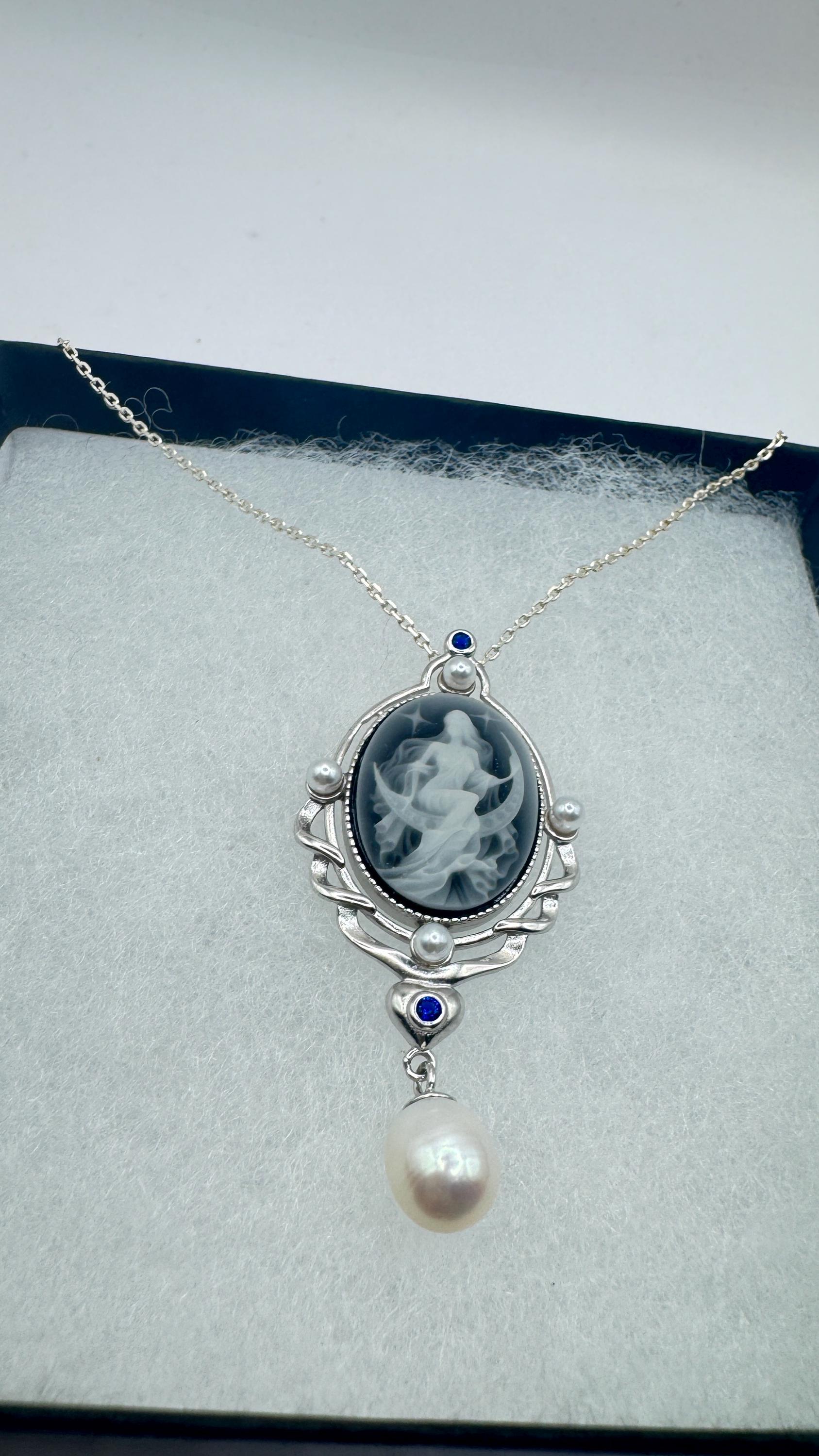 Vintage Moon Goddess Genuine Black Onyx Cameo Sterling Silver Necklace Choker