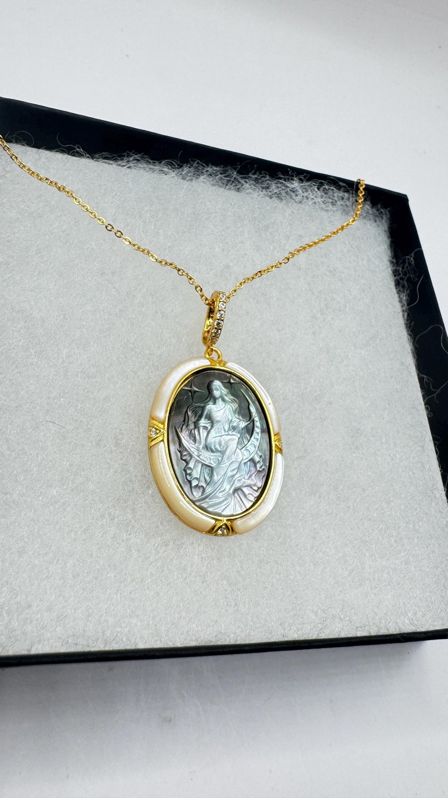 Vintage Moon Goddess Genuine Abalone Cameo Sterling Silver Necklace Pin brooch