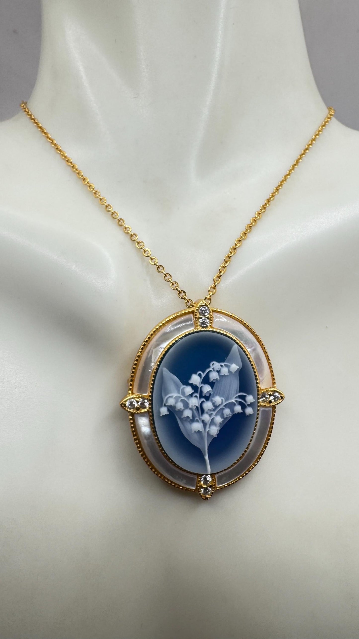 Vintage Lily of the Valley Blue Onyx Cameo Choker Gold 925 Sterling Silver Necklace Pin Brooch