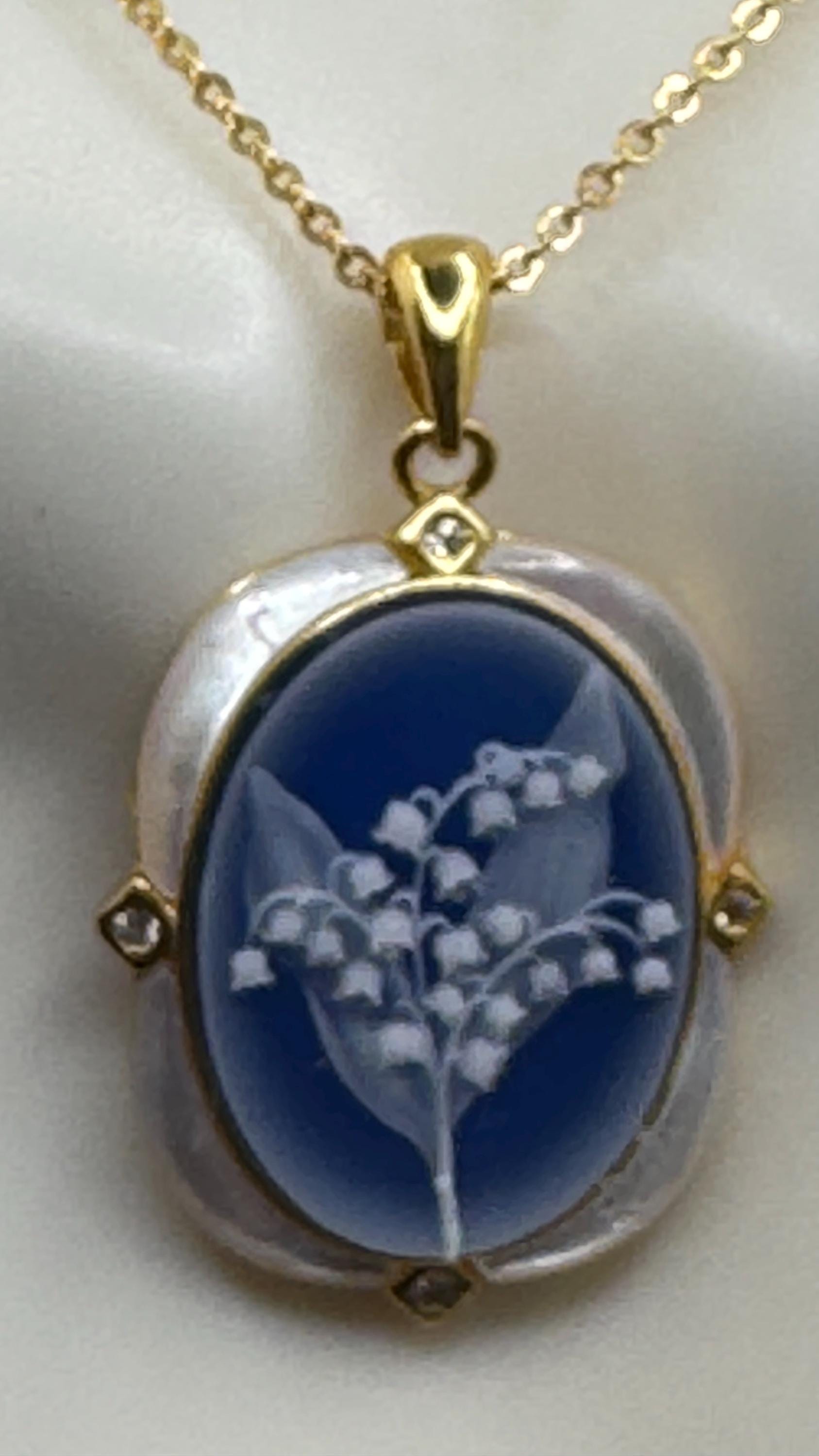 Vintage Lily of the Valley Blue Onyx Cameo Choker Gold 925 Sterling Silver Necklace