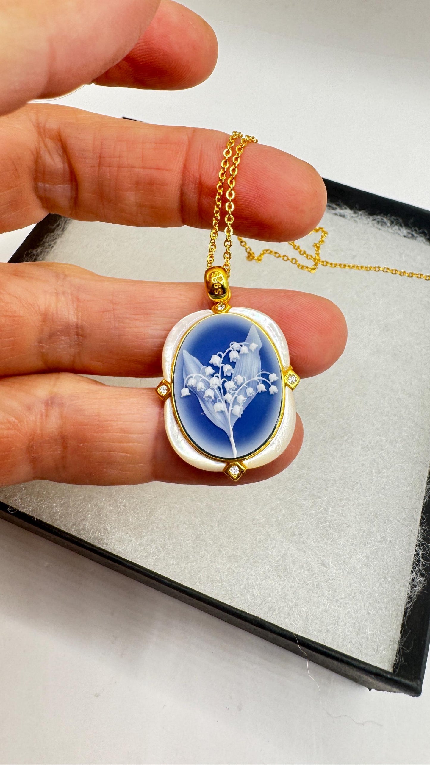 Vintage Lily of the Valley Blue Onyx Cameo Choker Gold 925 Sterling Silver Necklace