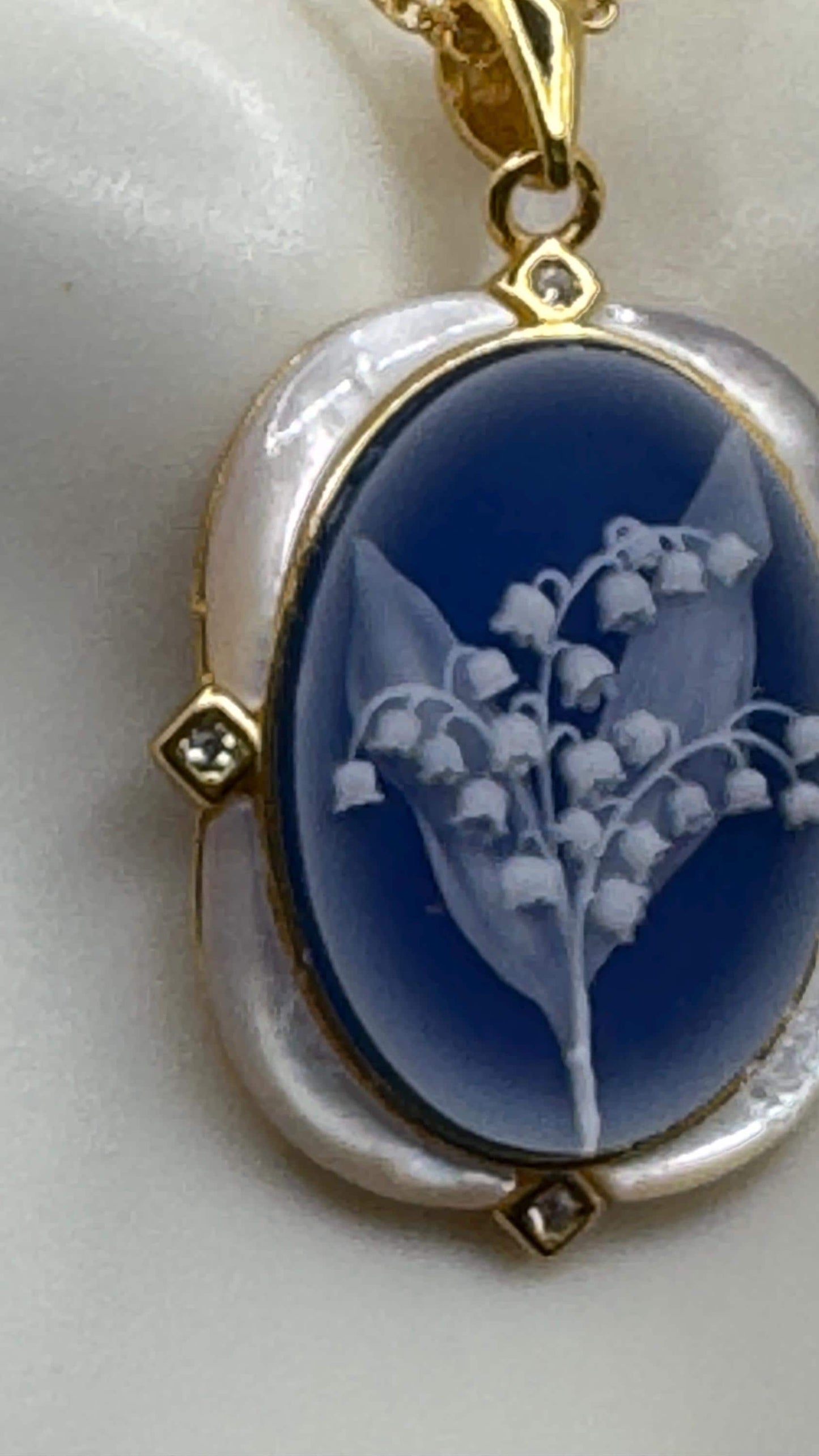 Vintage Lily of the Valley Blue Onyx Cameo Choker Gold 925 Sterling Silver Necklace