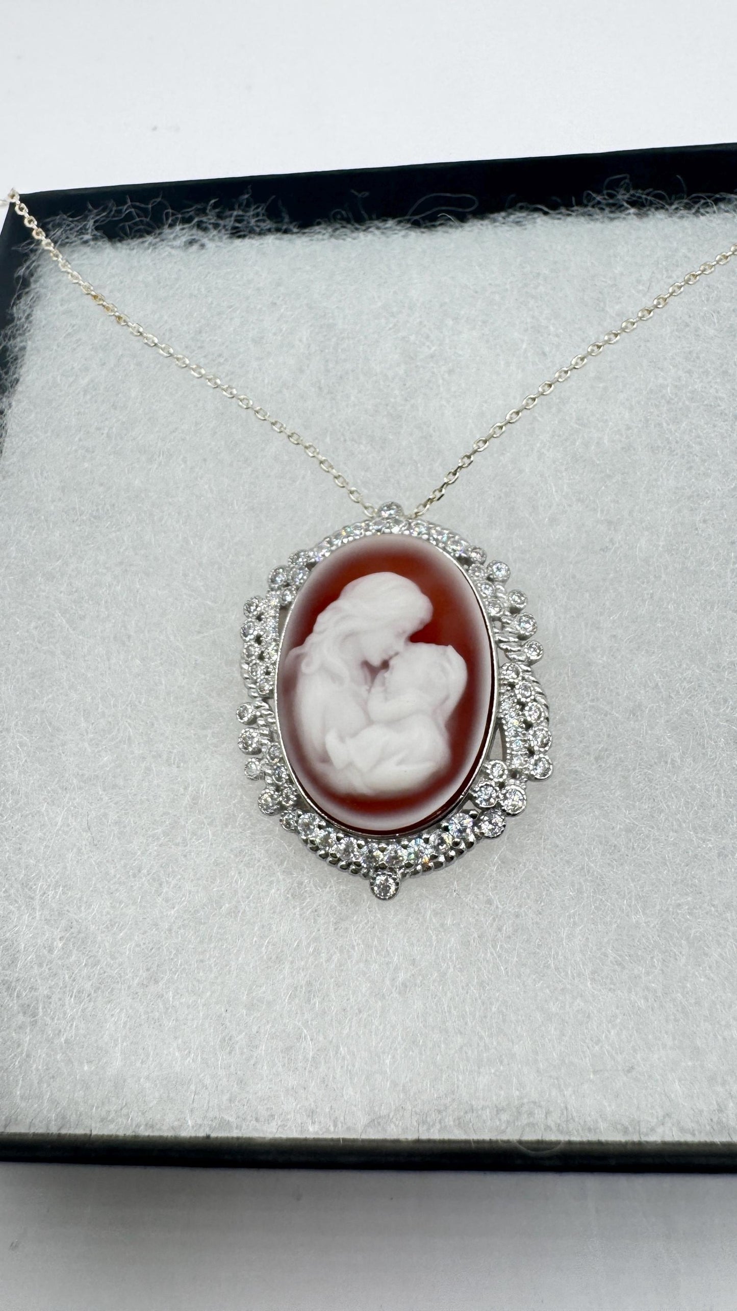 Vintage mother and child Onyx Cameo Choker gold 925 Sterling Silver Necklace Pin Brooch