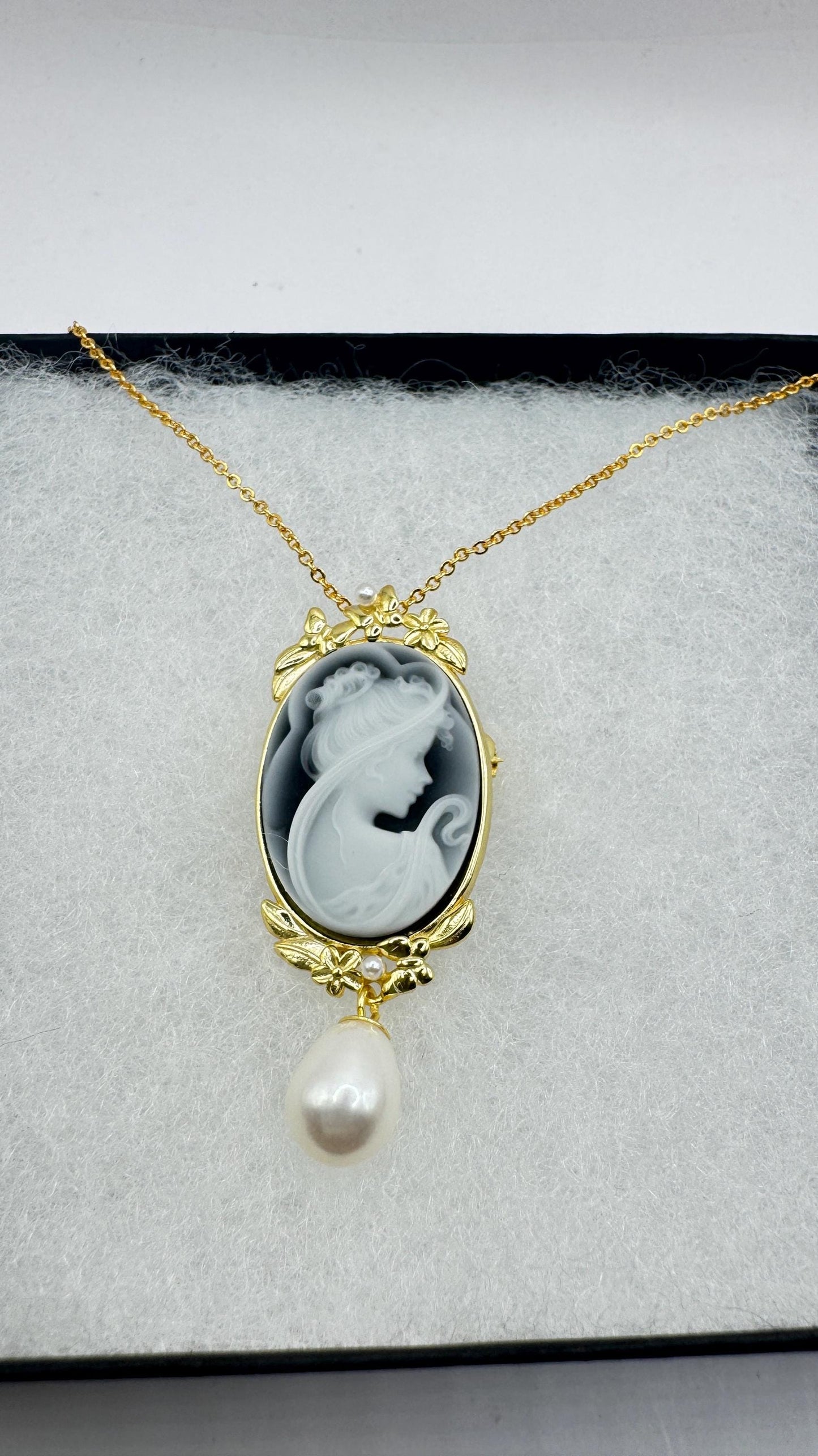 Vintage Onyx Cameo Gold 925 Sterling silver Necklace Choker