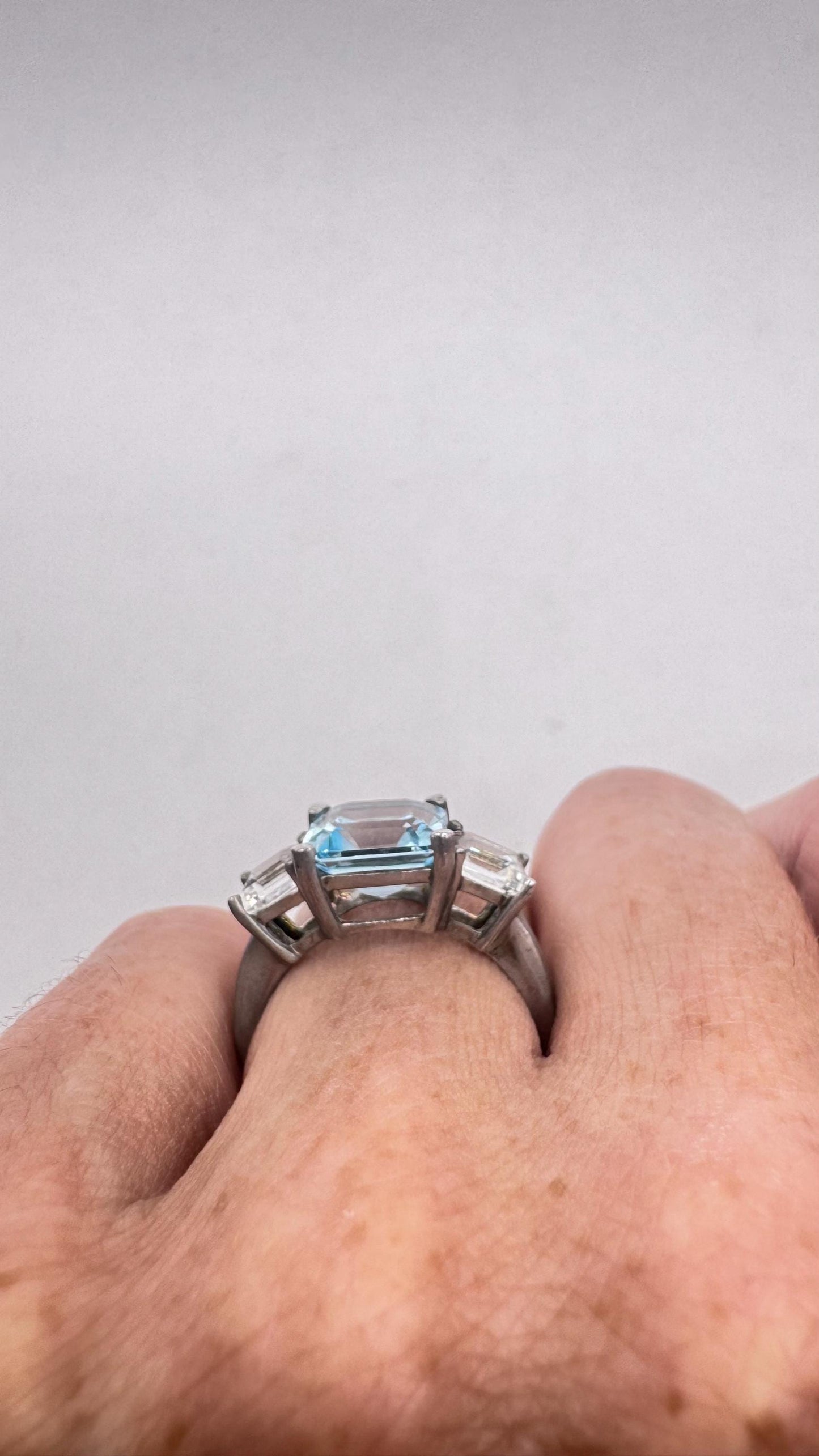 Vintage genuine blue topaz 925 sterling silver Ring