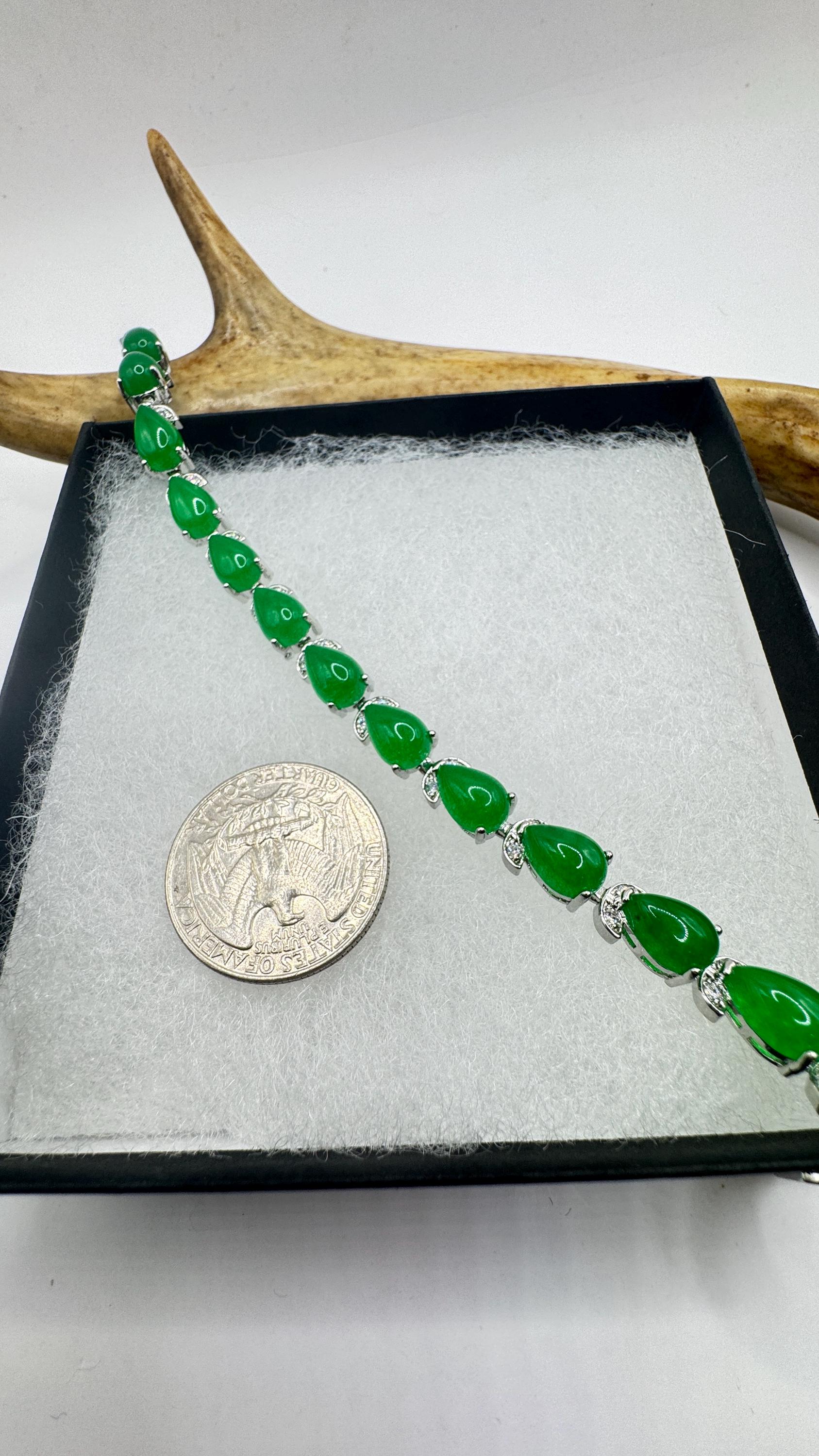 Vintage Green Jade Bracelet Golden Bronze