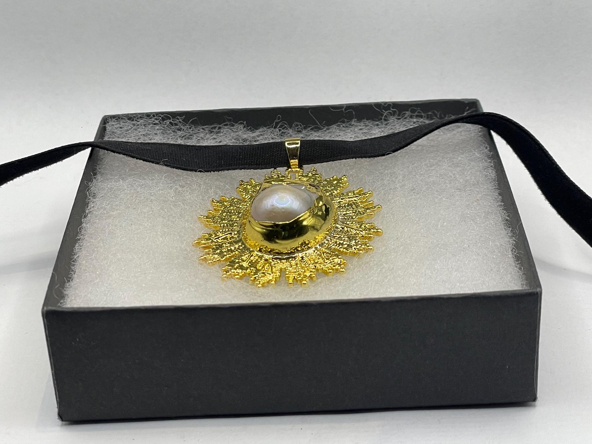 Vintage Pearl Sun Black Velvet Choker Gold Filled Pendant