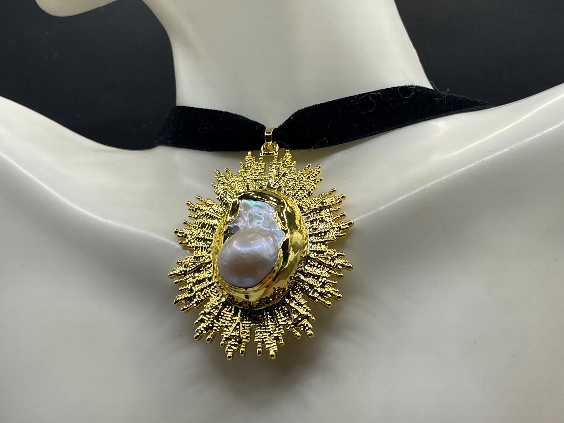 Vintage Pearl Sun Black Velvet Choker Gold Filled Pendant