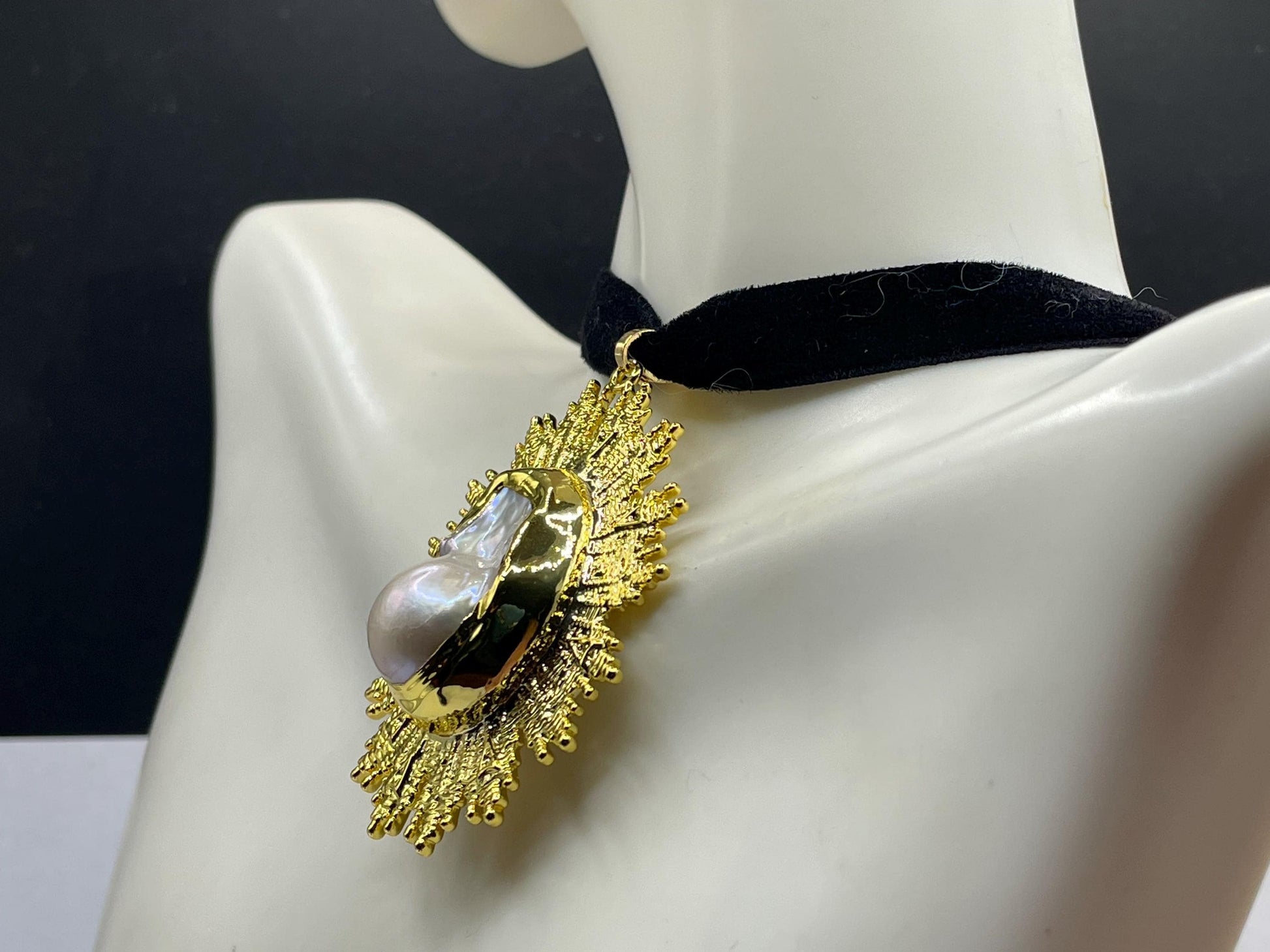 Vintage Pearl Sun Black Velvet Choker Gold Filled Pendant