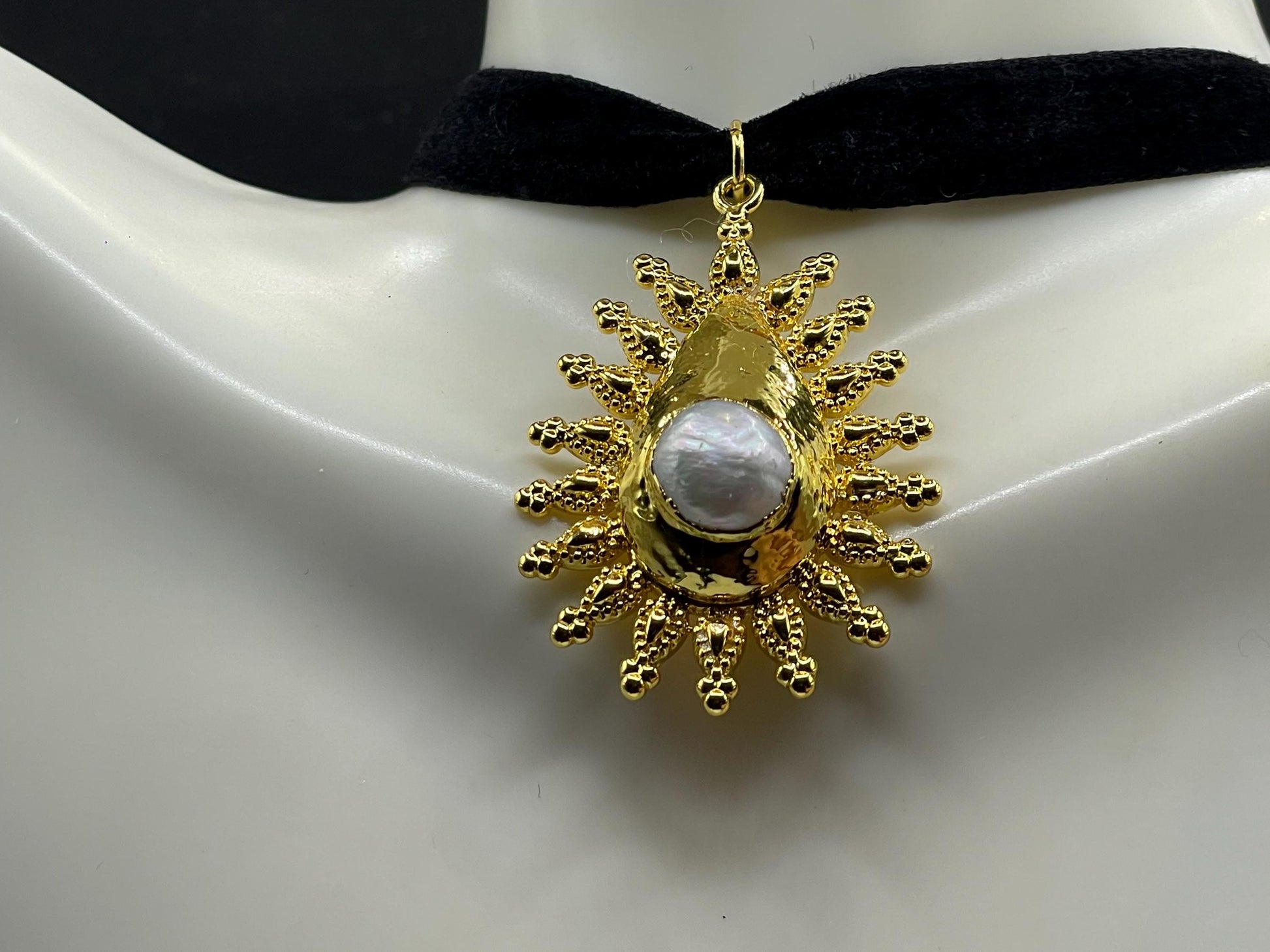Vintage Pearl Sun Black Velvet Choker Gold Filled Pendant