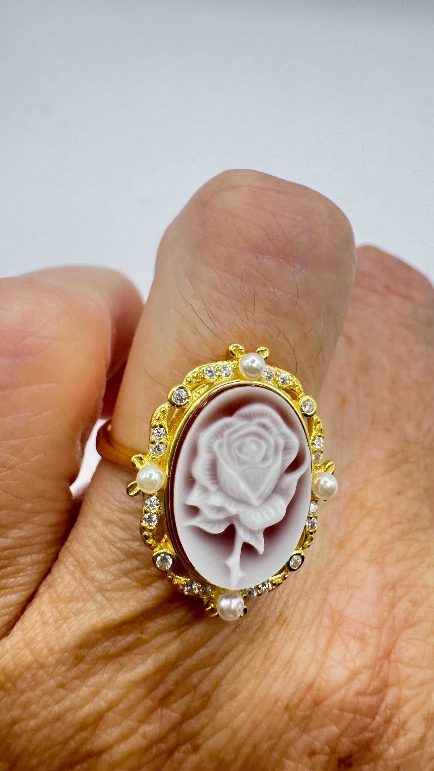 Vintage Cameo 925 Sterling Silver Cocktail Ring