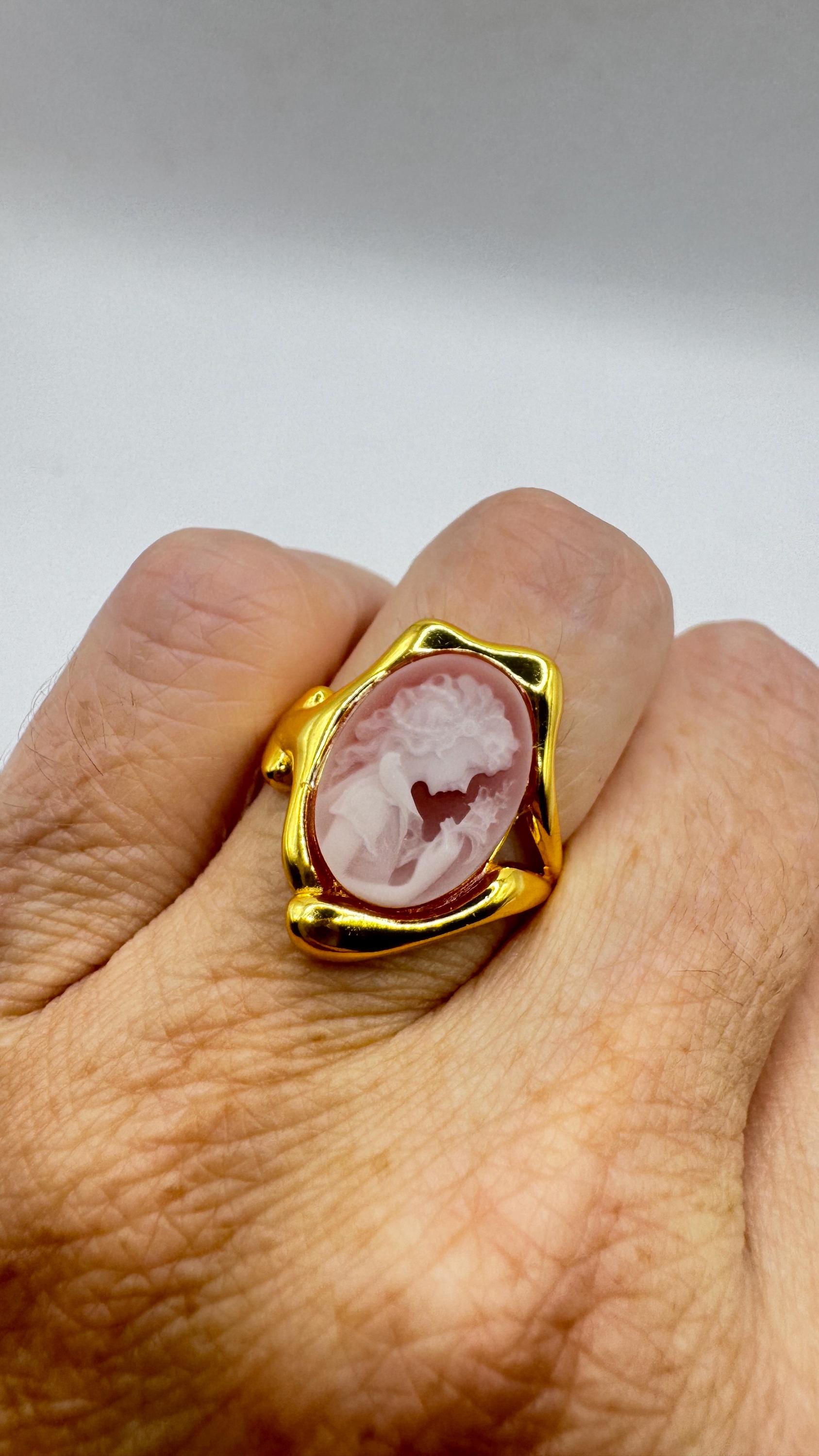 Vintage Cameo 925 Sterling Silver Cocktail Ring