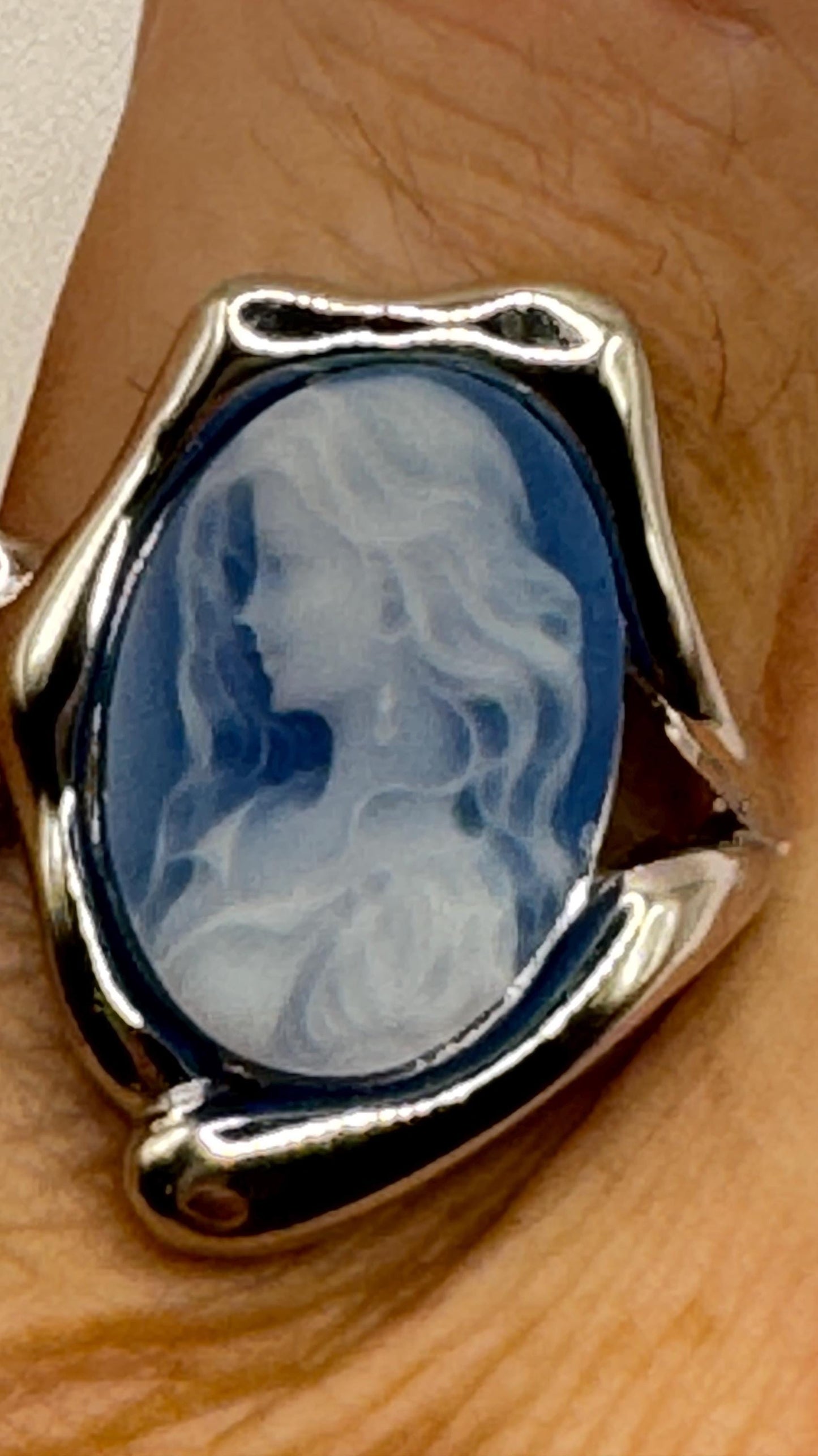 Vintage Cameo 925 Sterling Silver Cocktail Ring