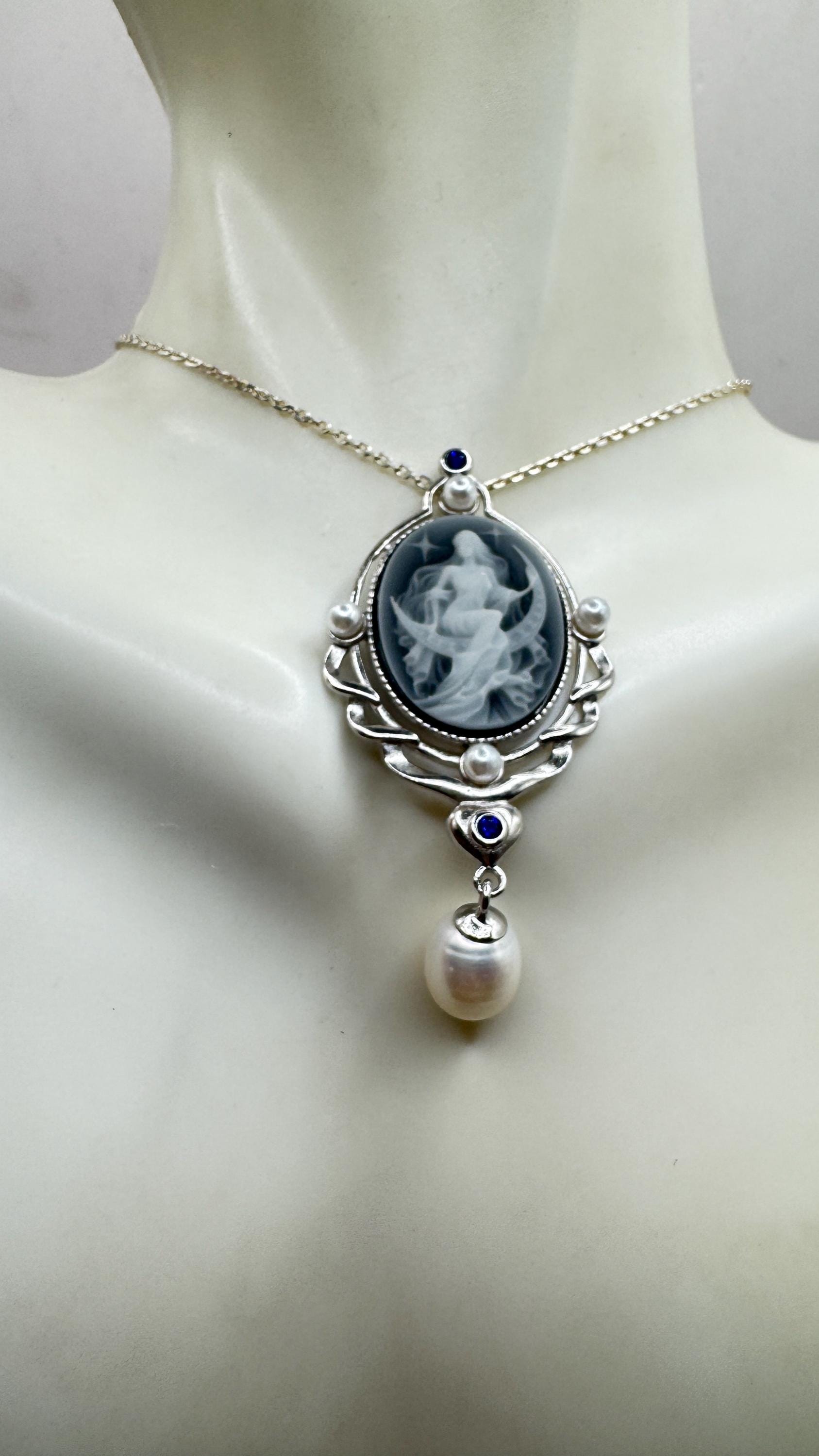 Vintage Moon Goddess Genuine Black Onyx Cameo Sterling Silver Necklace Choker