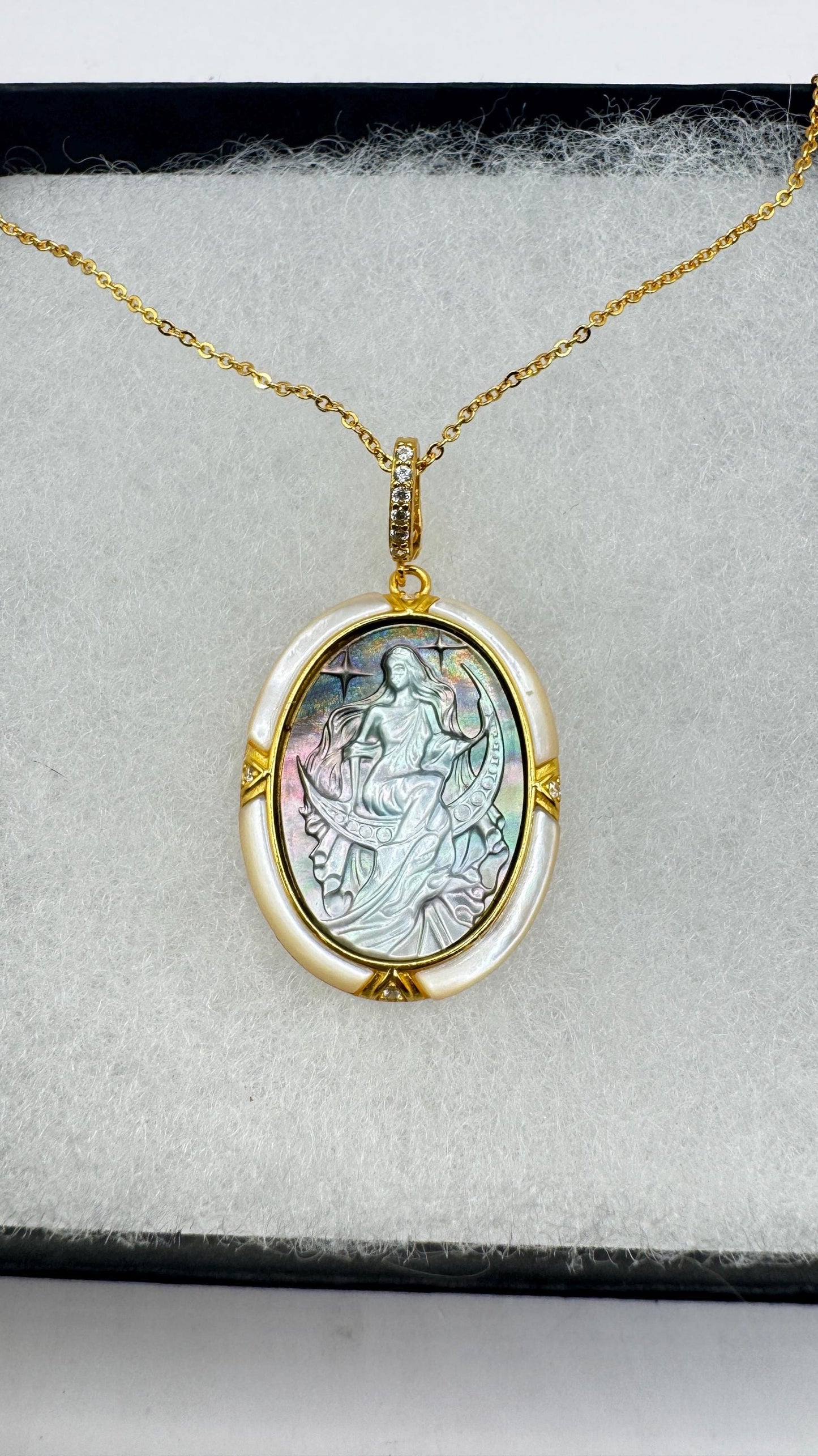 Vintage Moon Goddess Genuine Abalone Cameo Sterling Silver Necklace Pin brooch