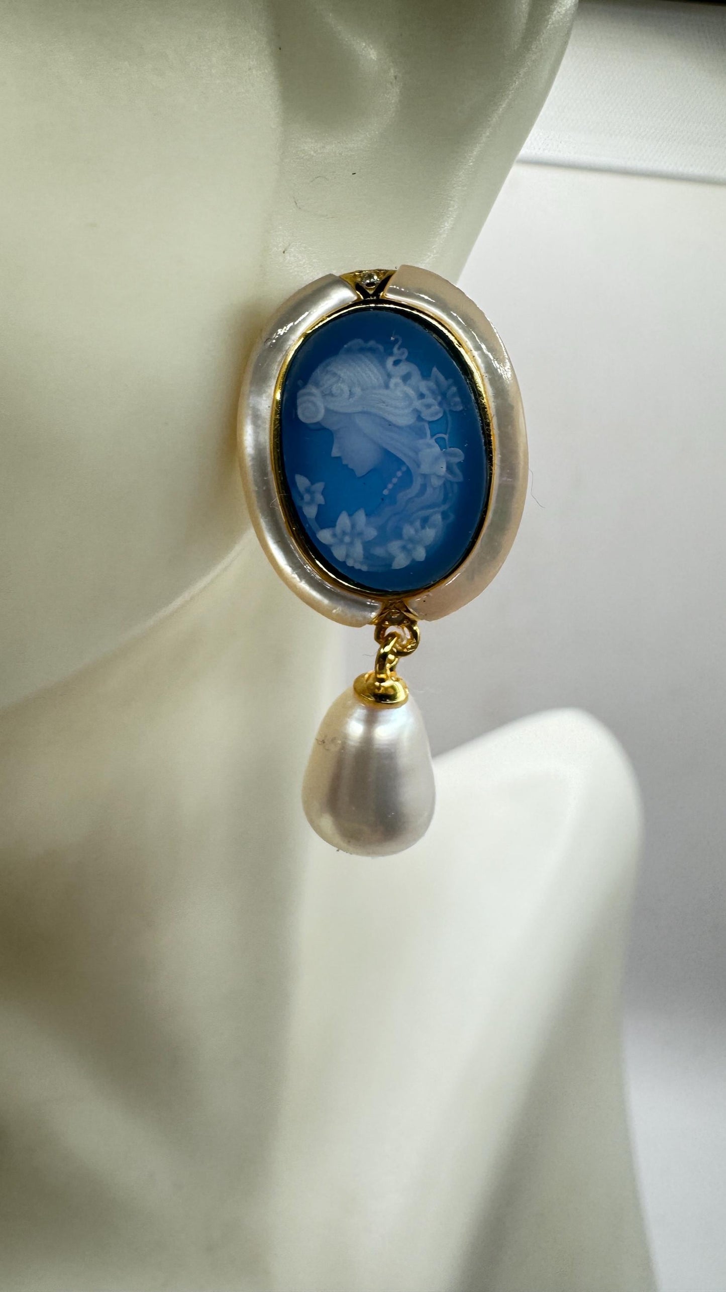 Vintage Blue Onyx Cameo Yellow Gold 925 Sterling Silver Earrings